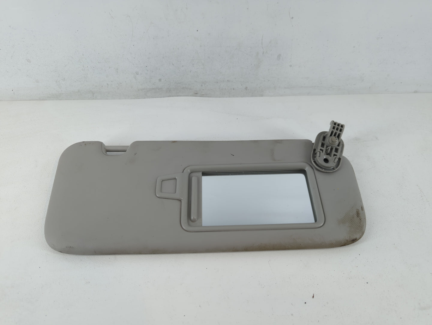 2019-2021 Kia Forte Sun Visor Shade Replacement Passenger Right Mirror Fits Fits 2019 2020 2021 OEM Used Auto Parts - Oemuse