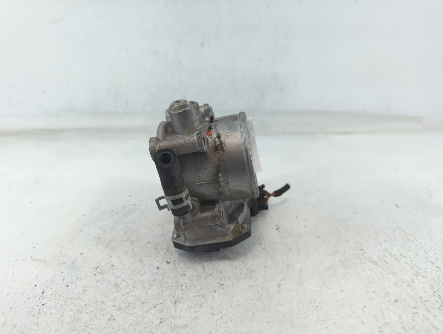 2020-2022 Kia Forte Throttle Body P/N:35100-2E710 Fits Fits 2020 2021 2022 OEM Used Auto Parts - Oemusedautoparts1.com