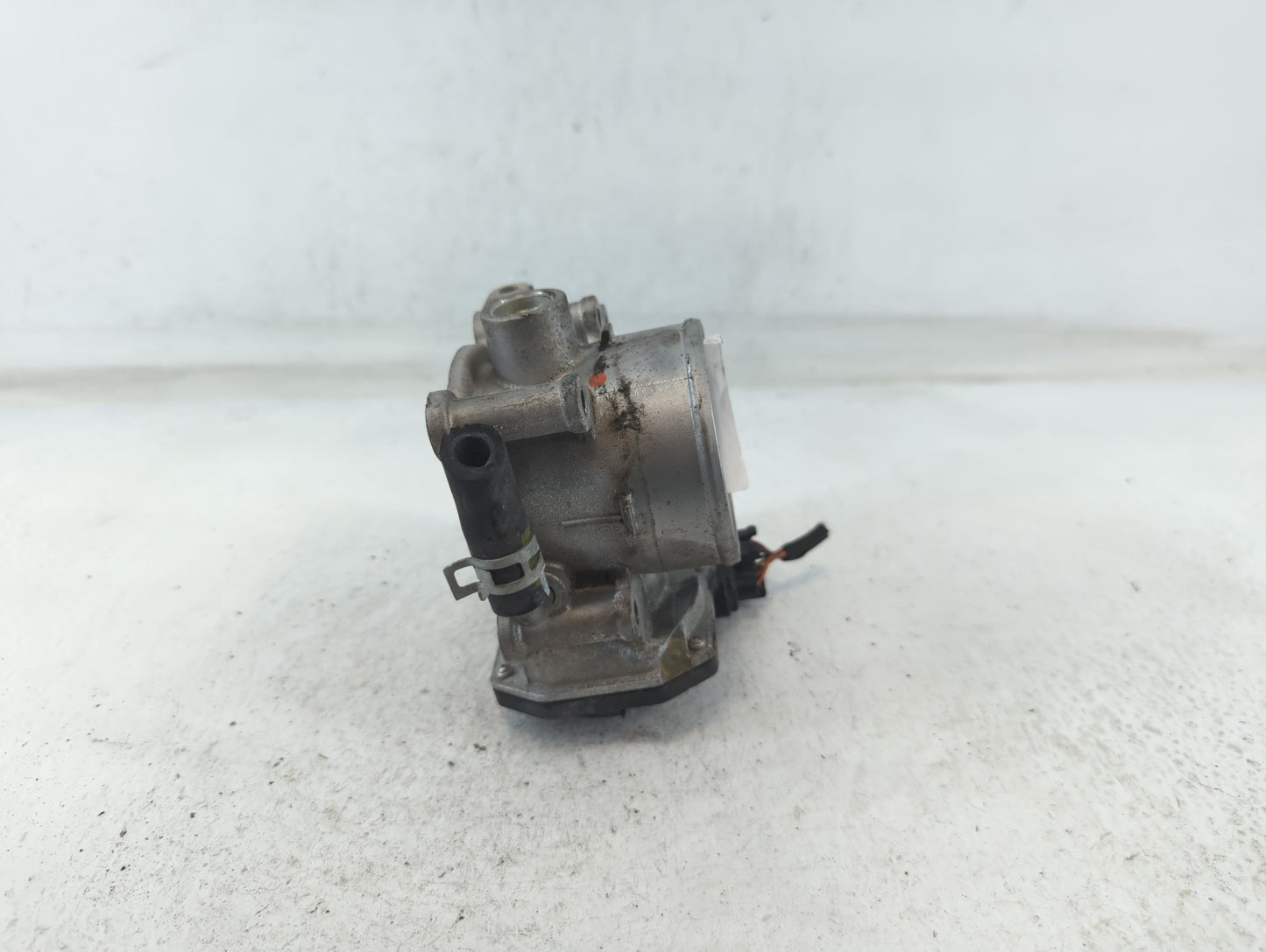 2020-2022 Kia Forte Throttle Body P/N:35100-2E710 Fits Fits 2020 2021 2022 OEM Used Auto Parts - Oemusedautoparts1.com