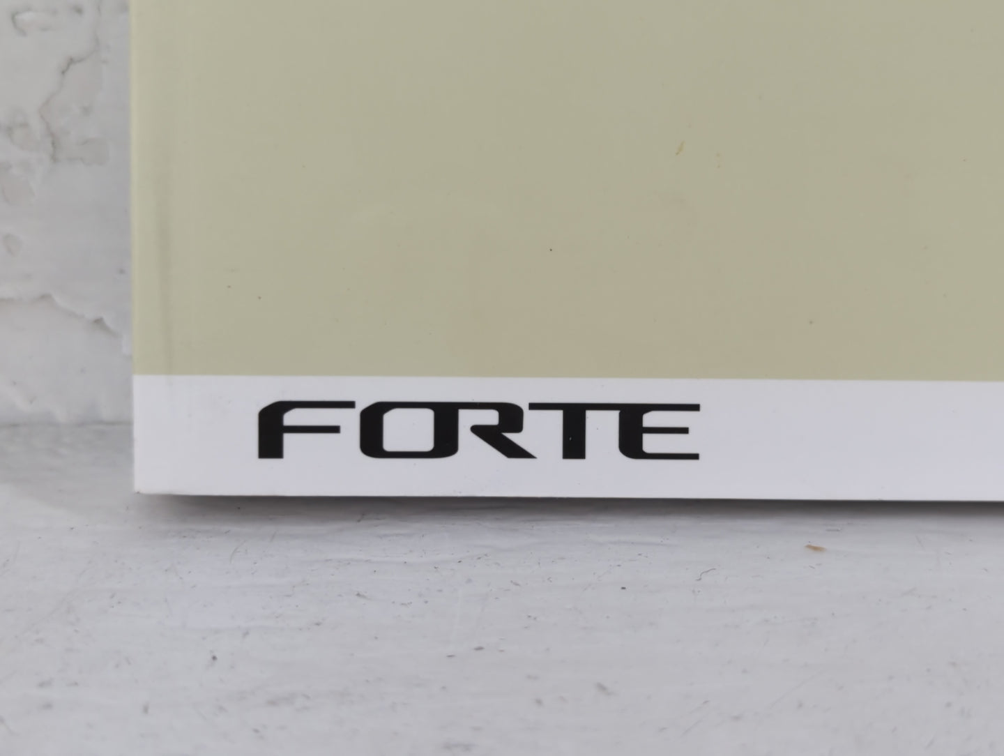 2021 Kia Forte Owners Manual Book Guide P/N:DLS4-EU11B OEM Used Auto Parts - Oemusedautoparts1.com