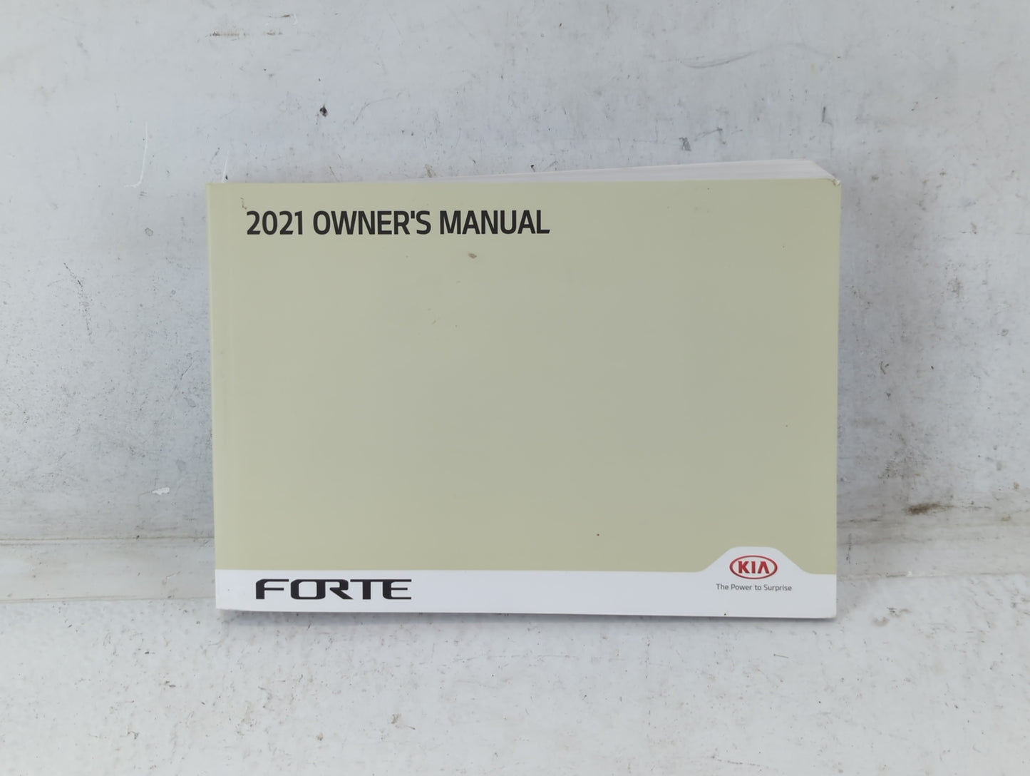 2021 Kia Forte Owners Manual Book Guide P/N:DLS4-EU11B OEM Used Auto Parts - Oemusedautoparts1.com