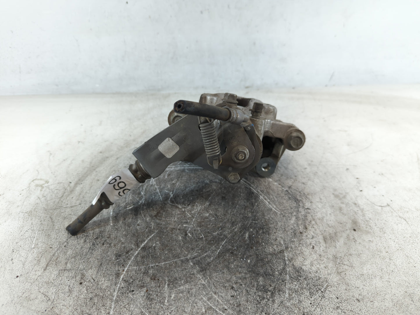 2019-2022 Kia Forte Front Driver Left Brake Caliper - Oemusedautoparts1.com