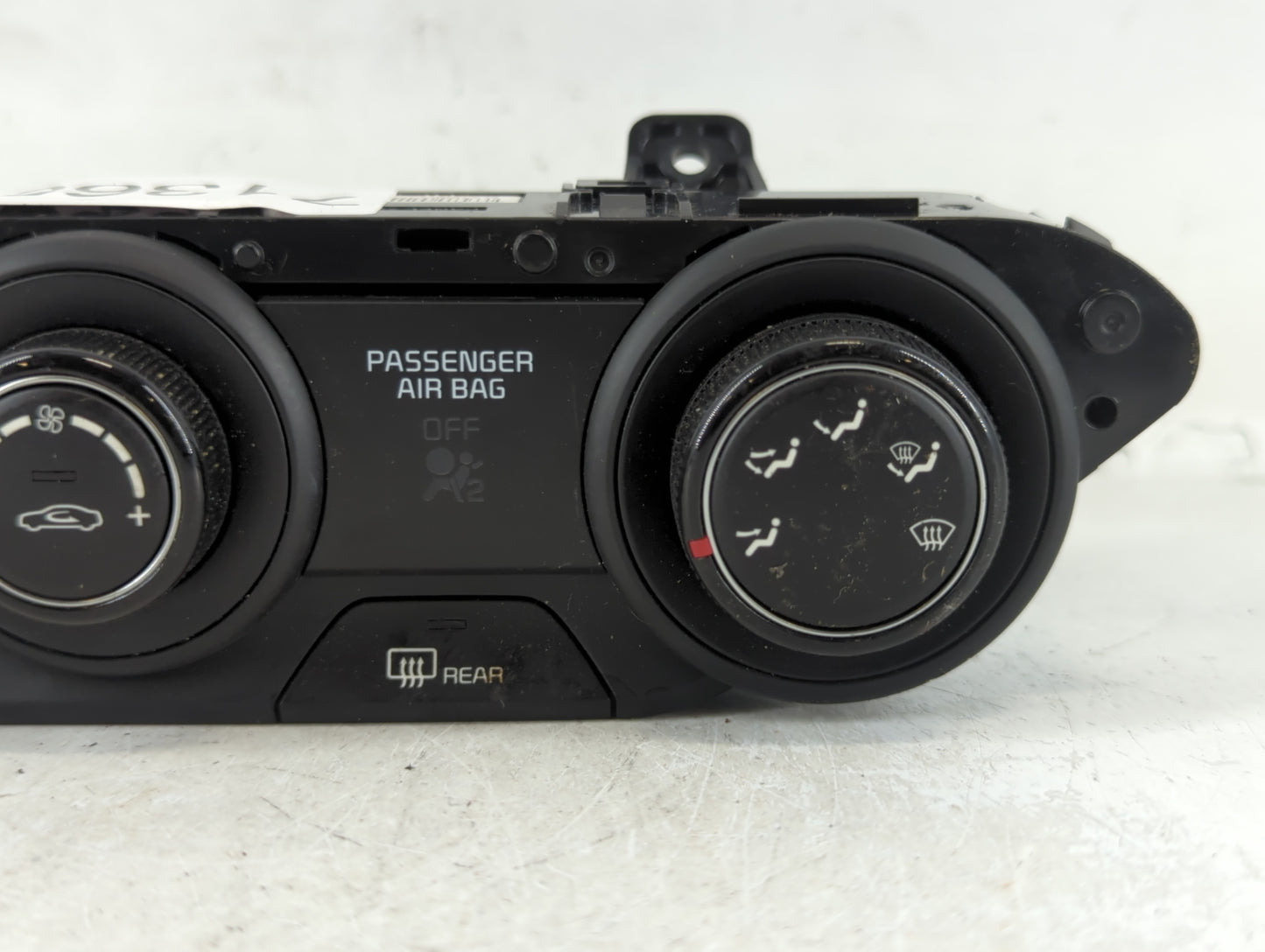 2019-2021 Kia Forte Climate Control Module Temperature AC/Heater Replacement P/N:Q029613W 97250-M6130WK Fits Fits 2019 2020 