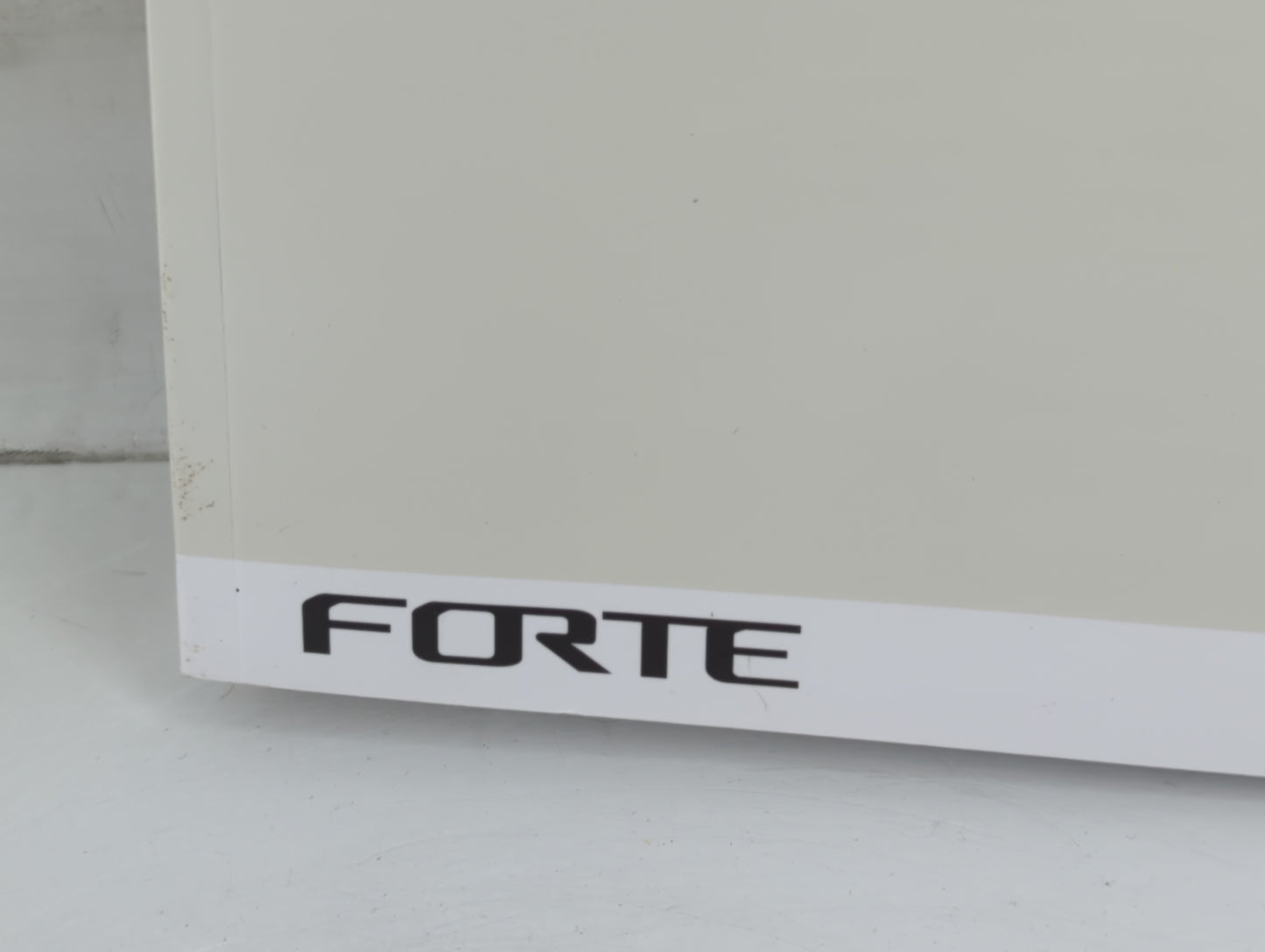 2021 Kia Forte Owners Manual Book Guide P/N:DLS4-EU06A OEM Used Auto Parts - Oemusedautoparts1.com