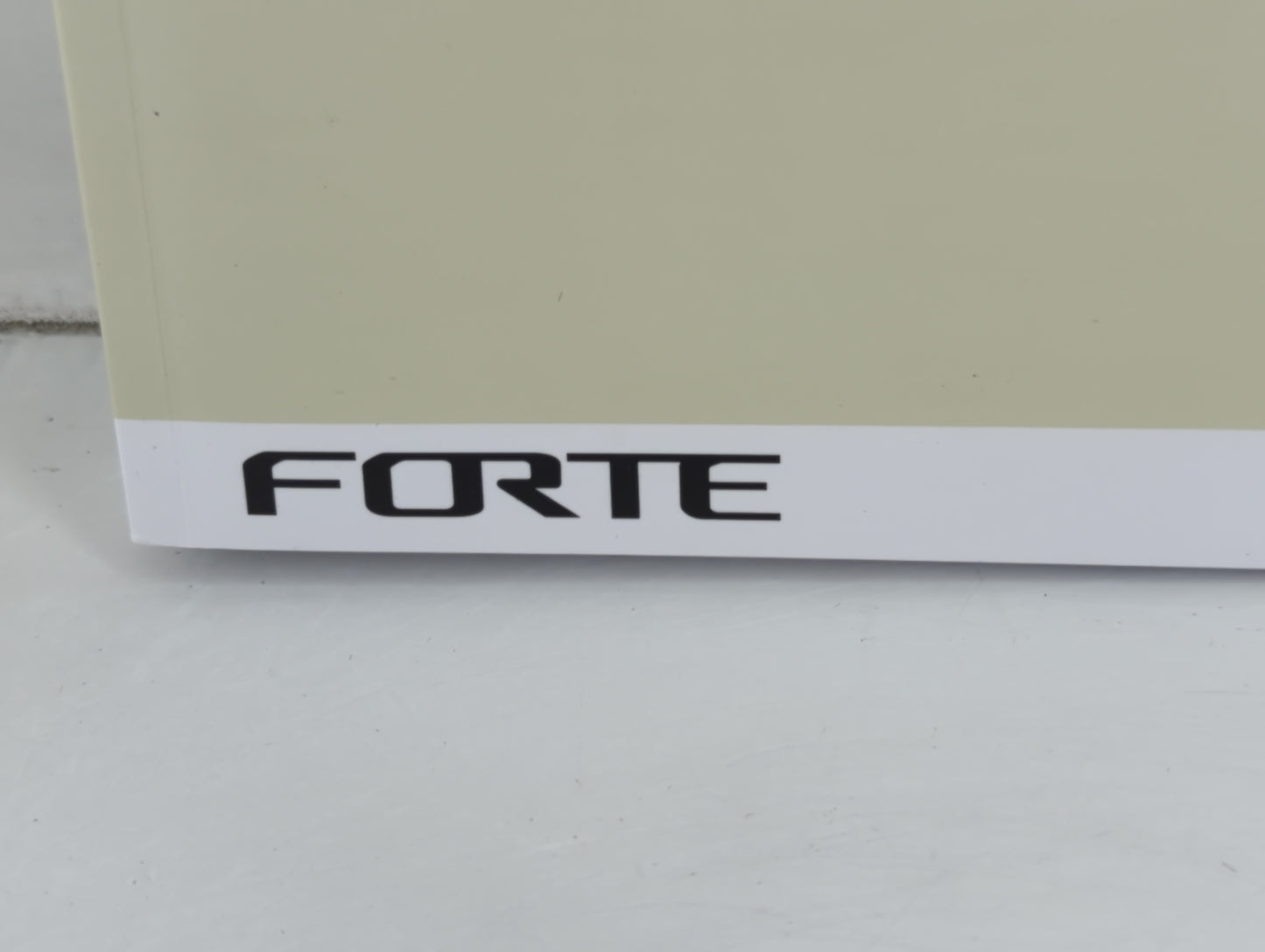 2021 Kia Forte Owners Manual Book Guide P/N:DLS4-EU16B OEM Used Auto Parts - Oemusedautoparts1.com