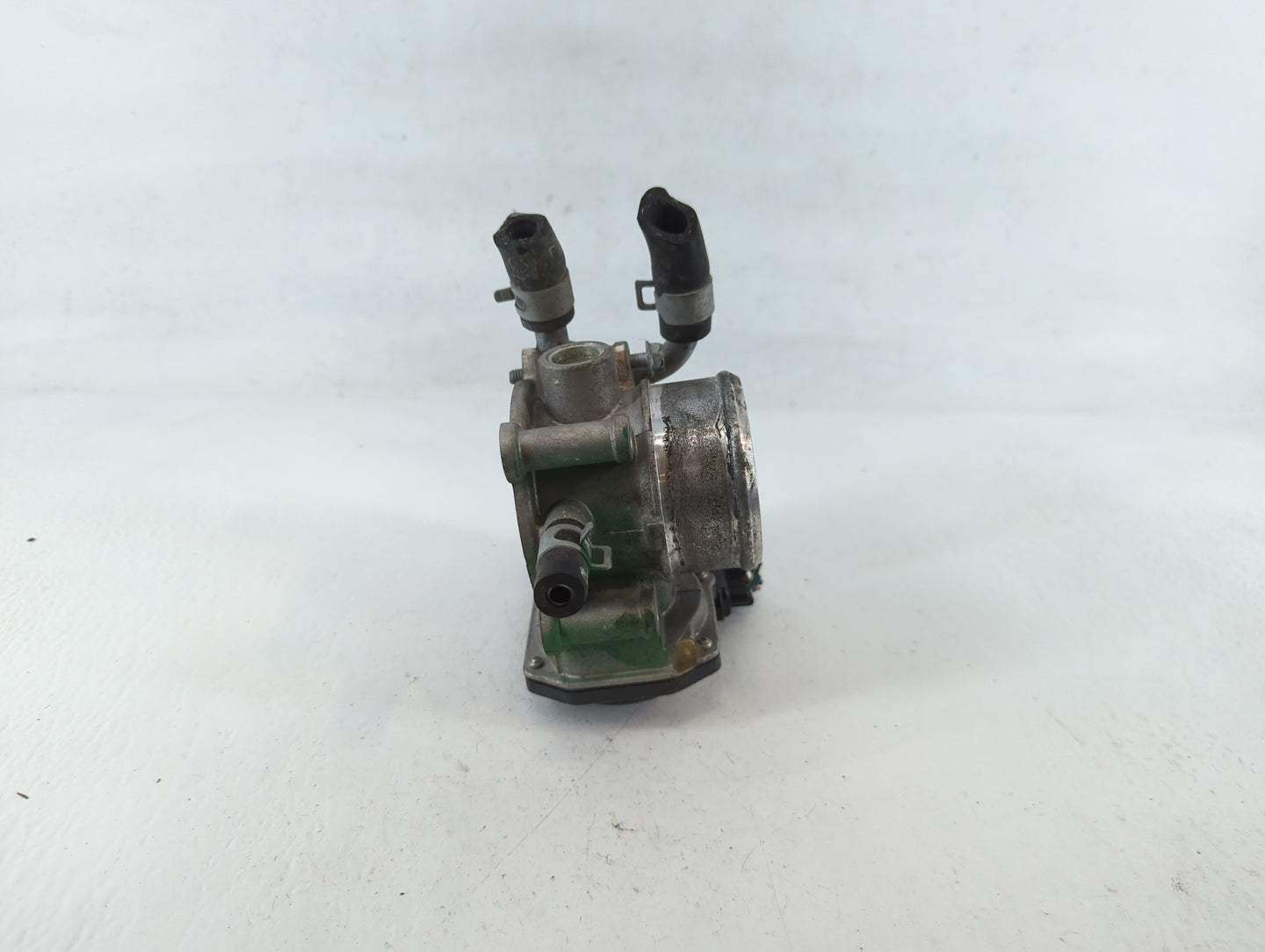 2017-2022 Kia Forte Throttle Body P/N:35100-22340 Fits Fits 2015 2016 2017 2018 2019 2020 2021 2022 OEM Used Auto Parts - Oe