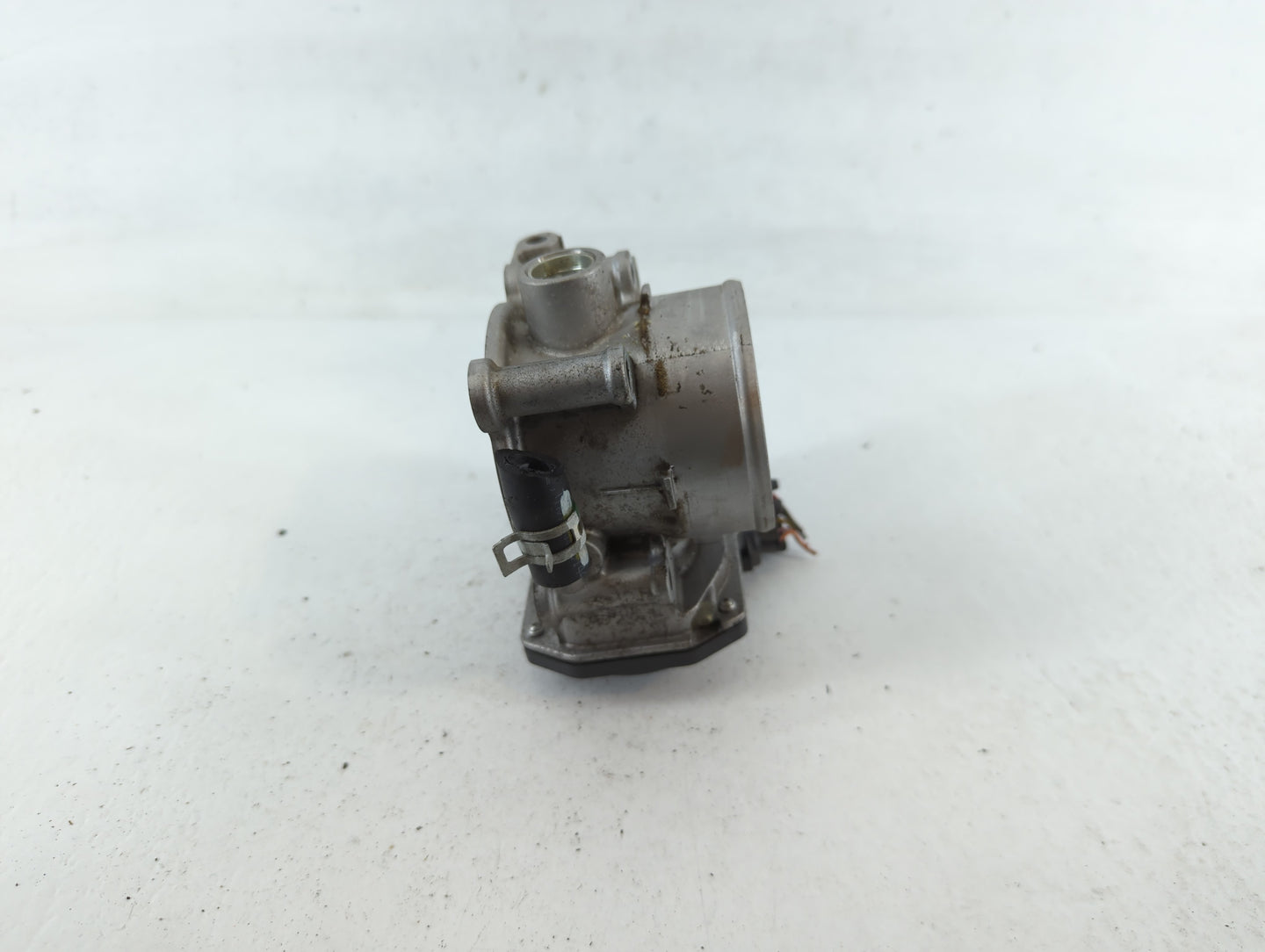 2020-2022 Kia Forte Throttle Body P/N:35100-2E710 Fits Fits 2020 2021 2022 OEM Used Auto Parts - Oemusedautoparts1.com