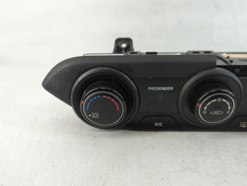 2019-2021 Kia Forte Climate Control Module Temperature AC/Heater Replacement P/N:97259-M6130WK Fits Fits 2019 2020 2021 OEM Used Auto Parts