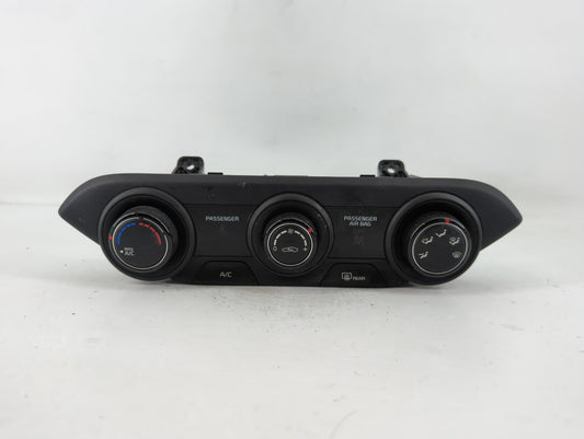 2019-2021 Kia Forte Climate Control Module Temperature AC/Heater Replacement P/N:97250-M6130GBU Fits Fits 2019 2020 2021 OEM