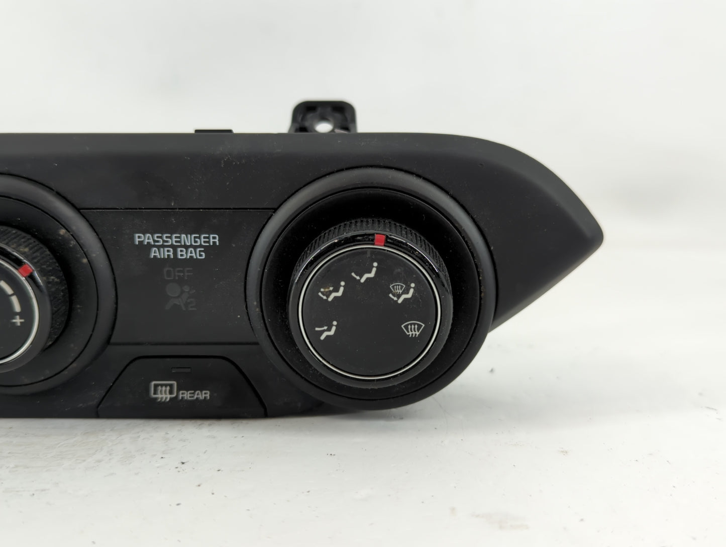2019-2021 Kia Forte Climate Control Module Temperature AC/Heater Replacement P/N:97250-M6130GBU Fits Fits 2019 2020 2021 OEM