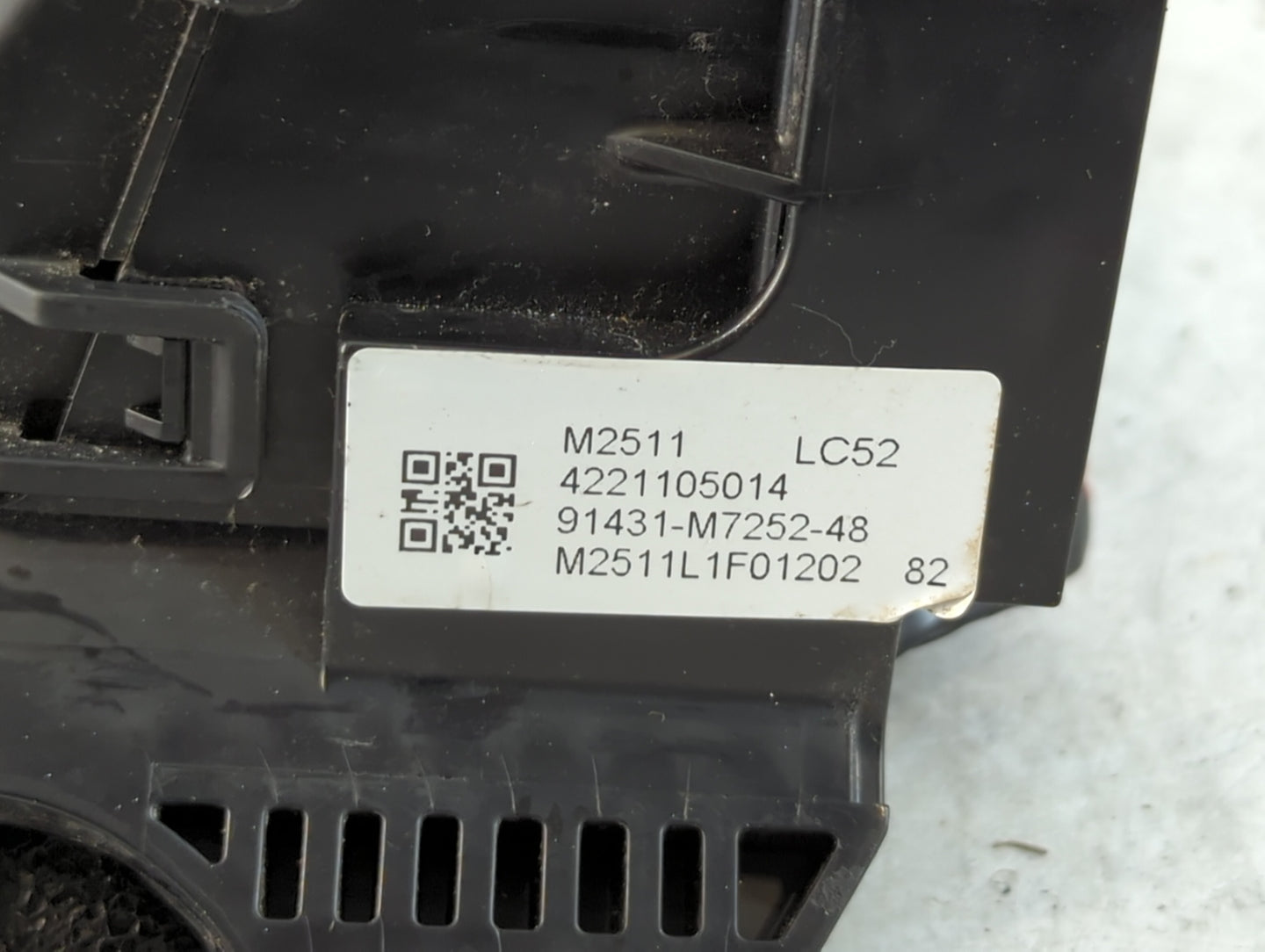 2021 Kia Forte Fusebox Fuse Box Panel Relay Module P/N:4221105014 91431-M7252-48 Fits OEM Used Auto Parts - Oemusedautoparts
