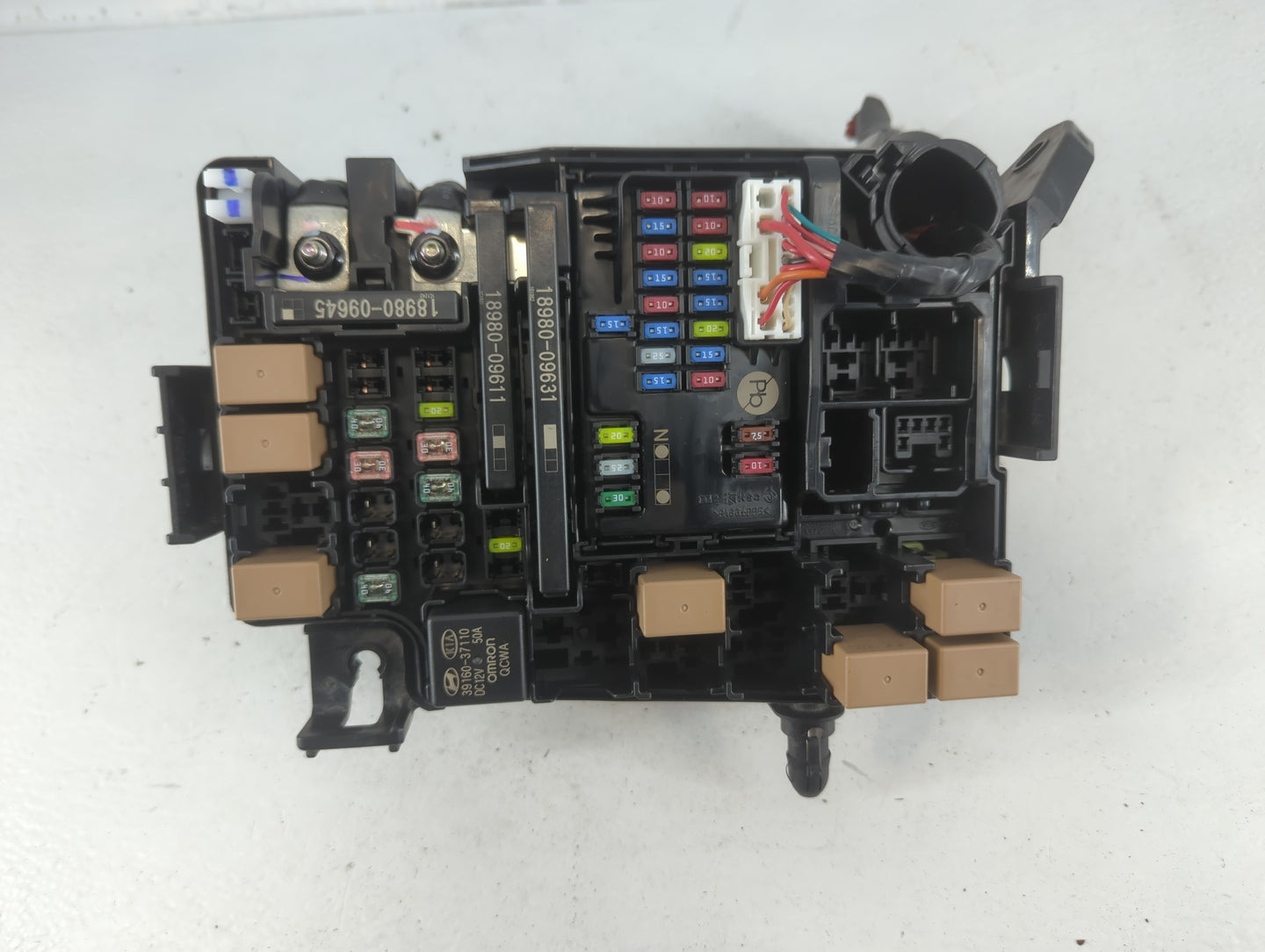 2021 Kia Forte Fusebox Fuse Box Panel Relay Module P/N:91431 M7052 Fits OEM Used Auto Parts - Oemusedautoparts1.com