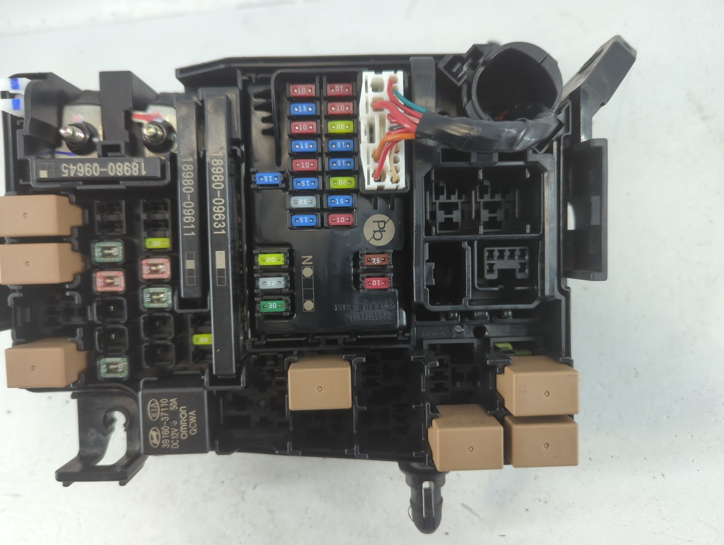 2021 Kia Forte Fusebox Fuse Box Panel Relay Module P/N:91431 M7052 Fits OEM Used Auto Parts - Oemusedautoparts1.com