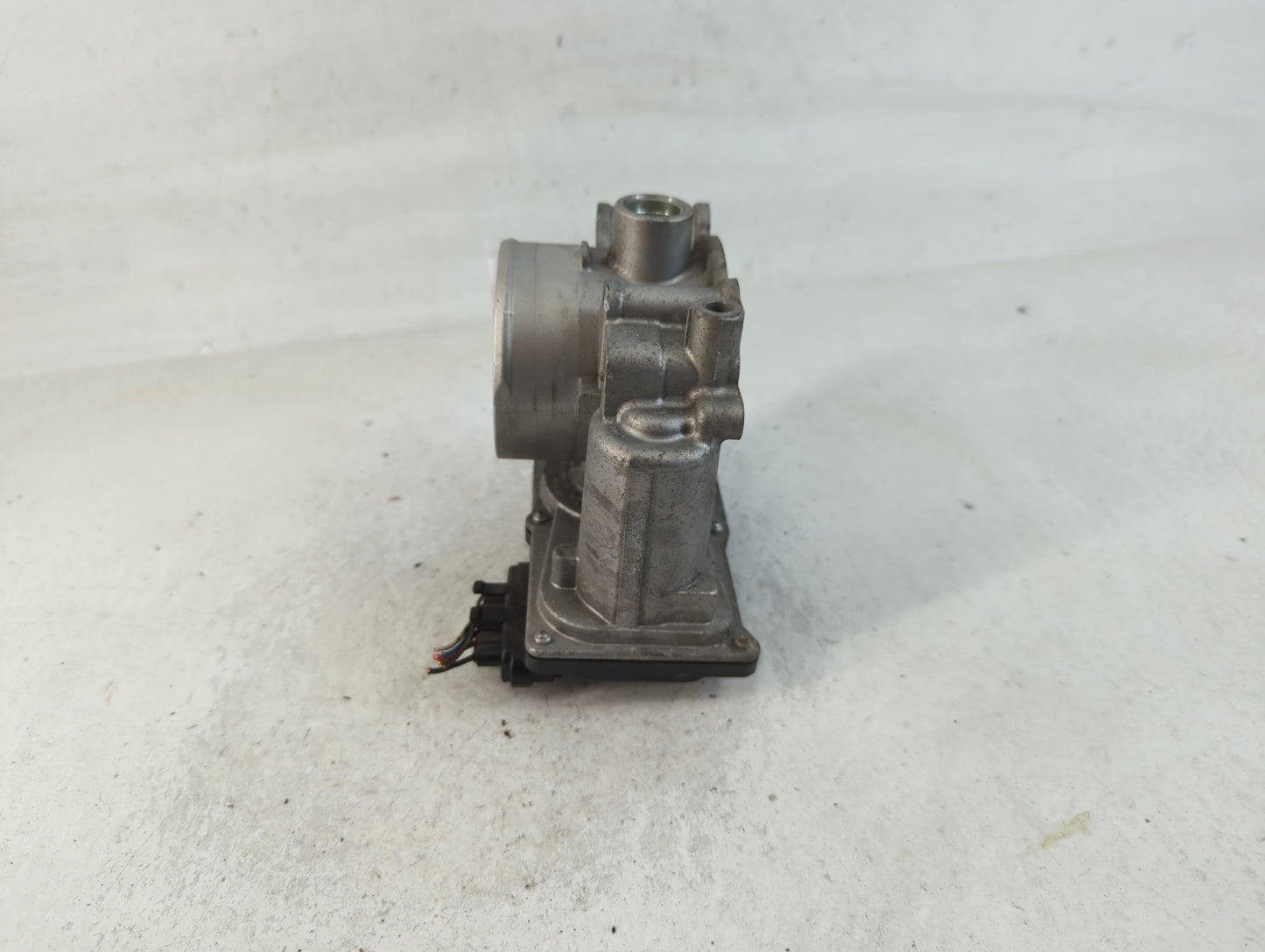 2020-2022 Kia Forte Throttle Body P/N:35100-2E710 Fits Fits 2020 2021 2022 OEM Used Auto Parts - Oemusedautoparts1.com