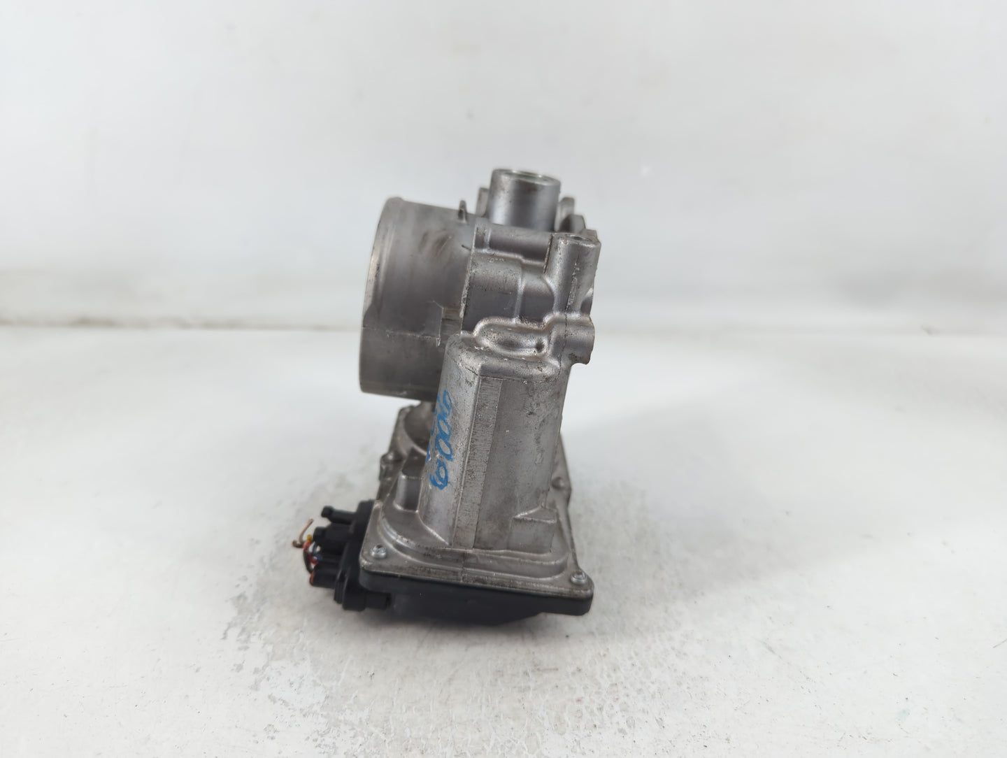 2020-2022 Kia Forte Throttle Body P/N:35100-2E710 Fits Fits 2020 2021 2022 OEM Used Auto Parts - Oemusedautoparts1.com