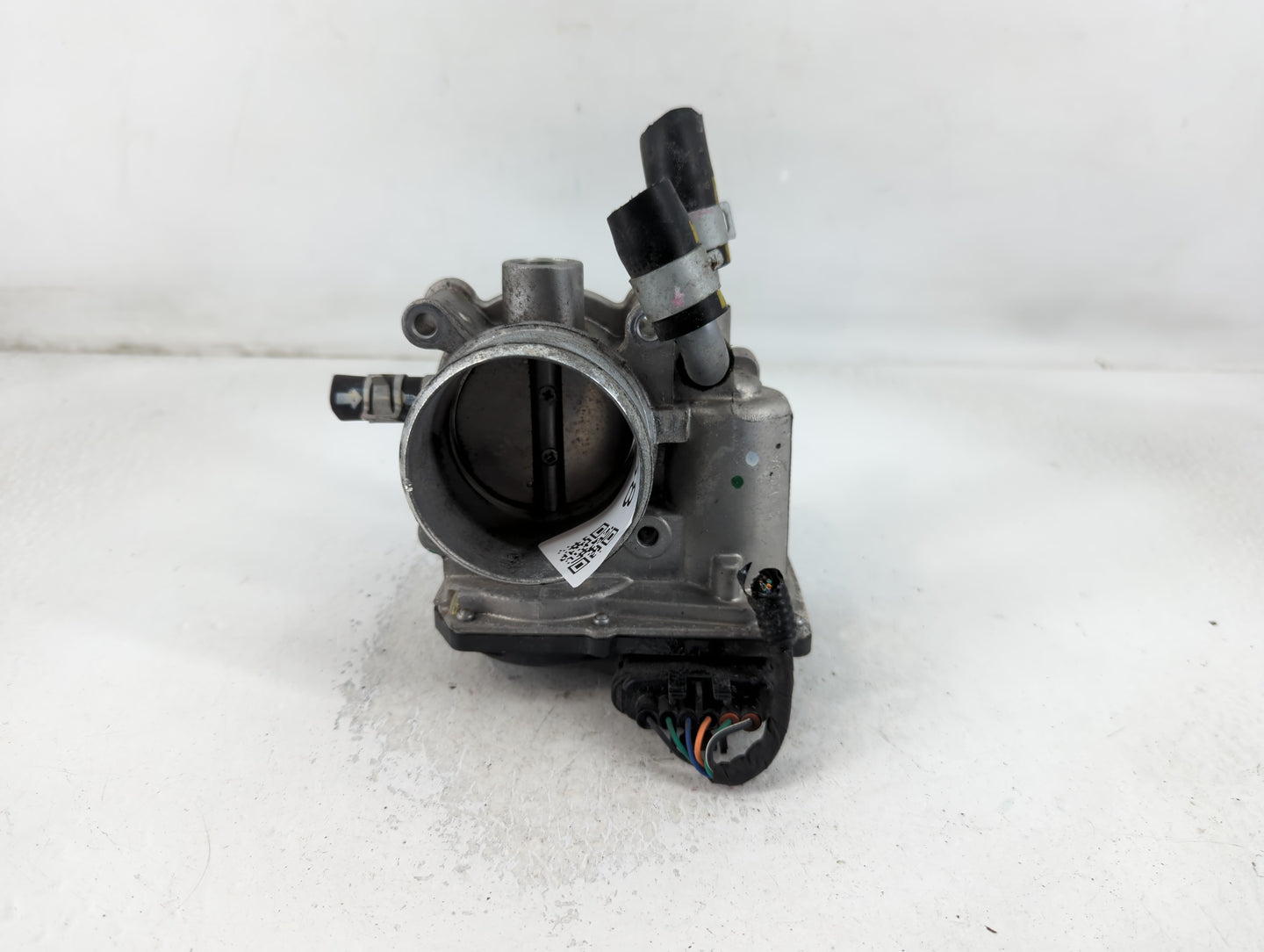 2017-2022 Kia Forte Throttle Body P/N:35100-2B340 Fits Fits 2015 2016 2017 2018 2019 2020 2021 2022 OEM Used Auto Parts - Oe