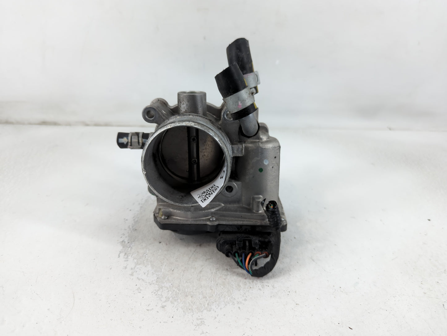 2017-2022 Kia Forte Throttle Body P/N:35100-2B340 Fits Fits 2015 2016 2017 2018 2019 2020 2021 2022 OEM Used Auto Parts - Oe