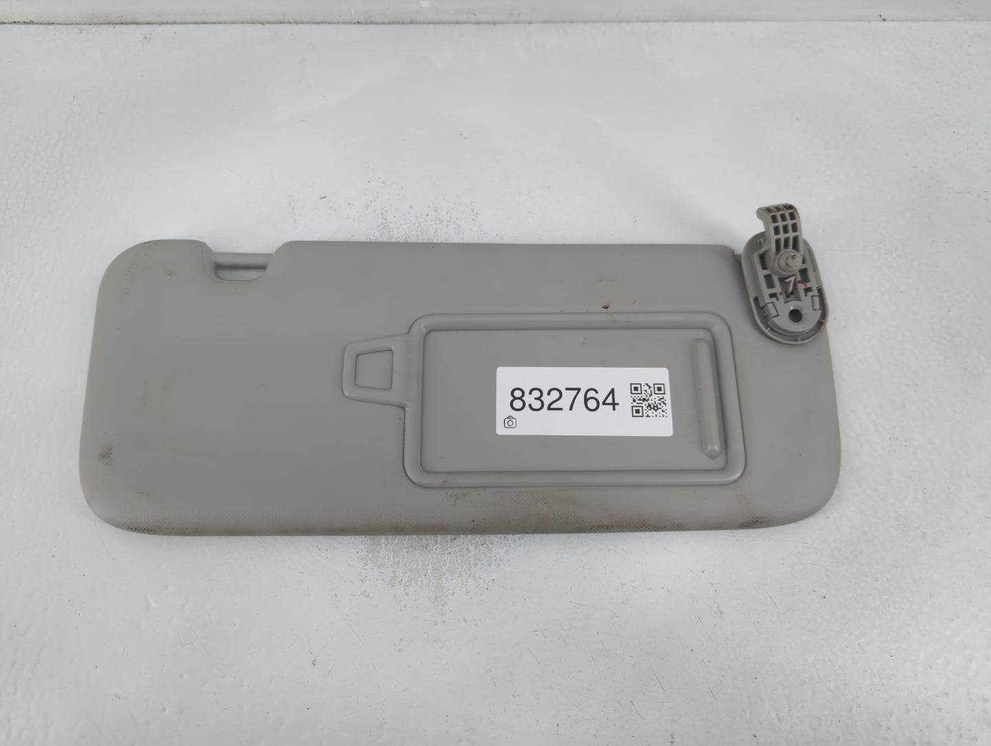 2019-2021 Kia Forte Sun Visor Shade Replacement Passenger Right Mirror Fits Fits 2019 2020 2021 OEM Used Auto Parts - Oemuse