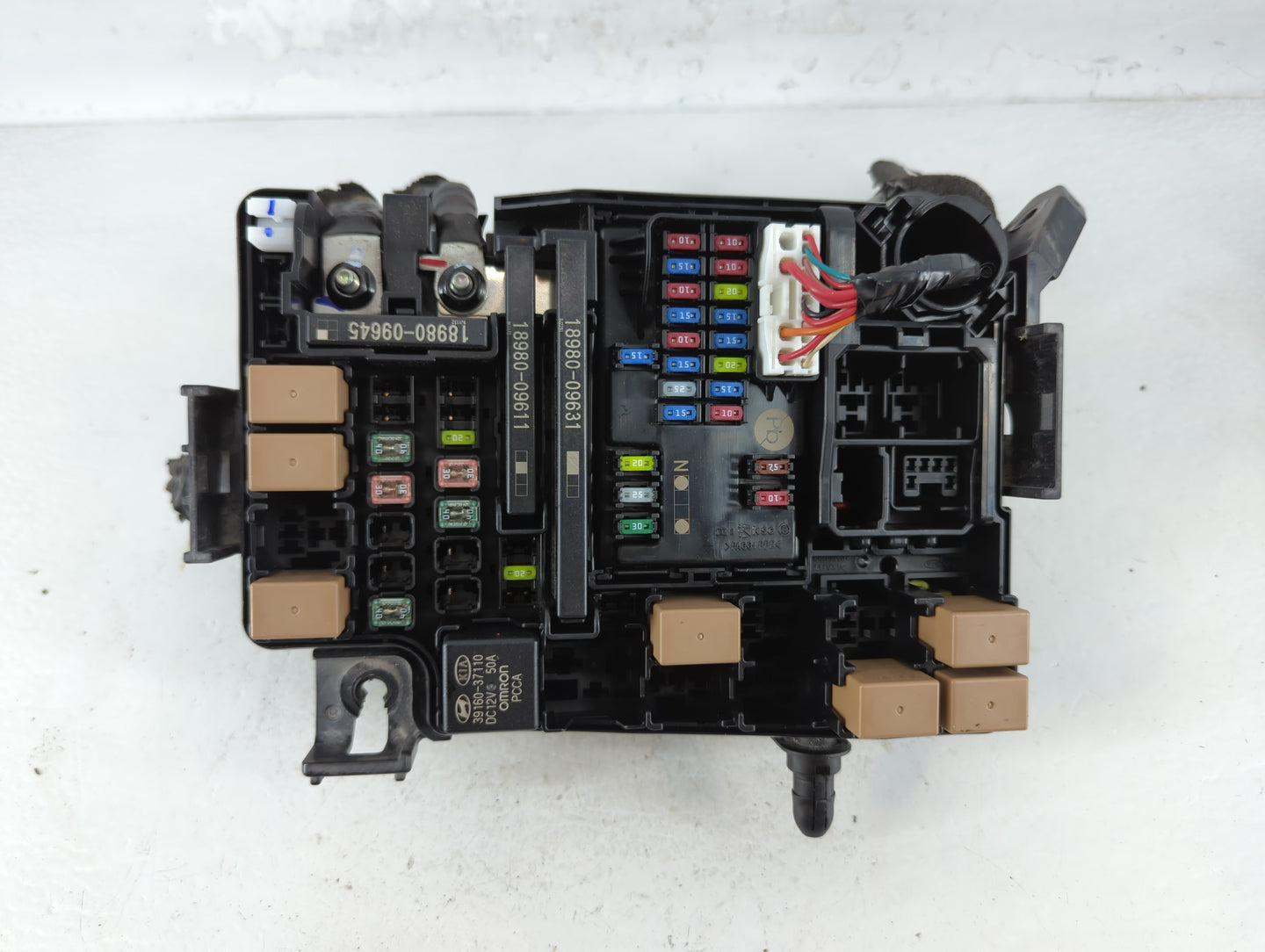 2021 Kia Forte Fusebox Fuse Box Panel Relay Module P/N:4220708013 91431 M7052 Fits OEM Used Auto Parts - Oemusedautoparts1.c