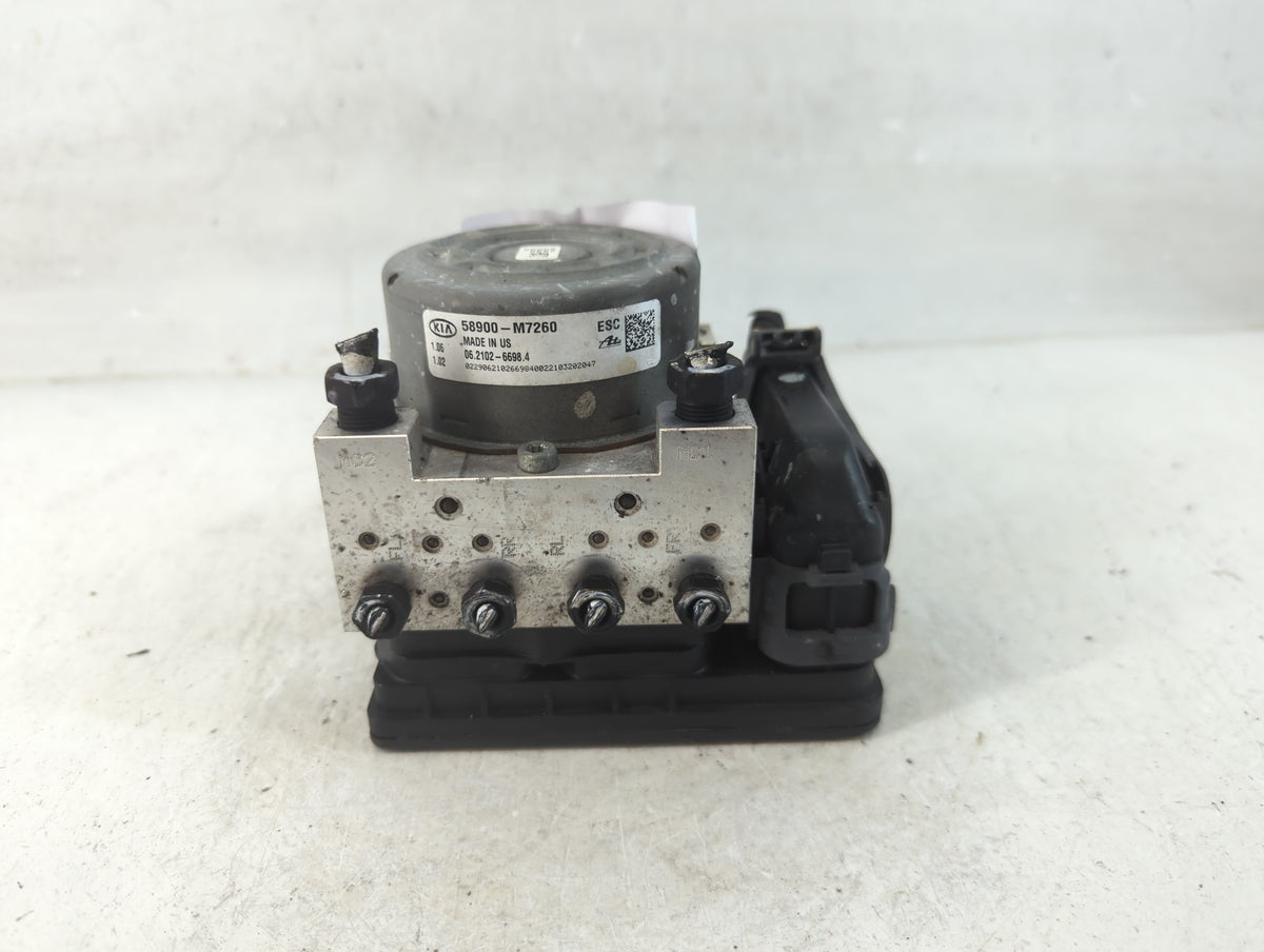 2019-2021 Kia Forte Anti-Lock Brake ABS Pump Module Actuator OEM P/N:58900-M7260 Fits Fits 2019 2020 2021 OEM Used Auto Part