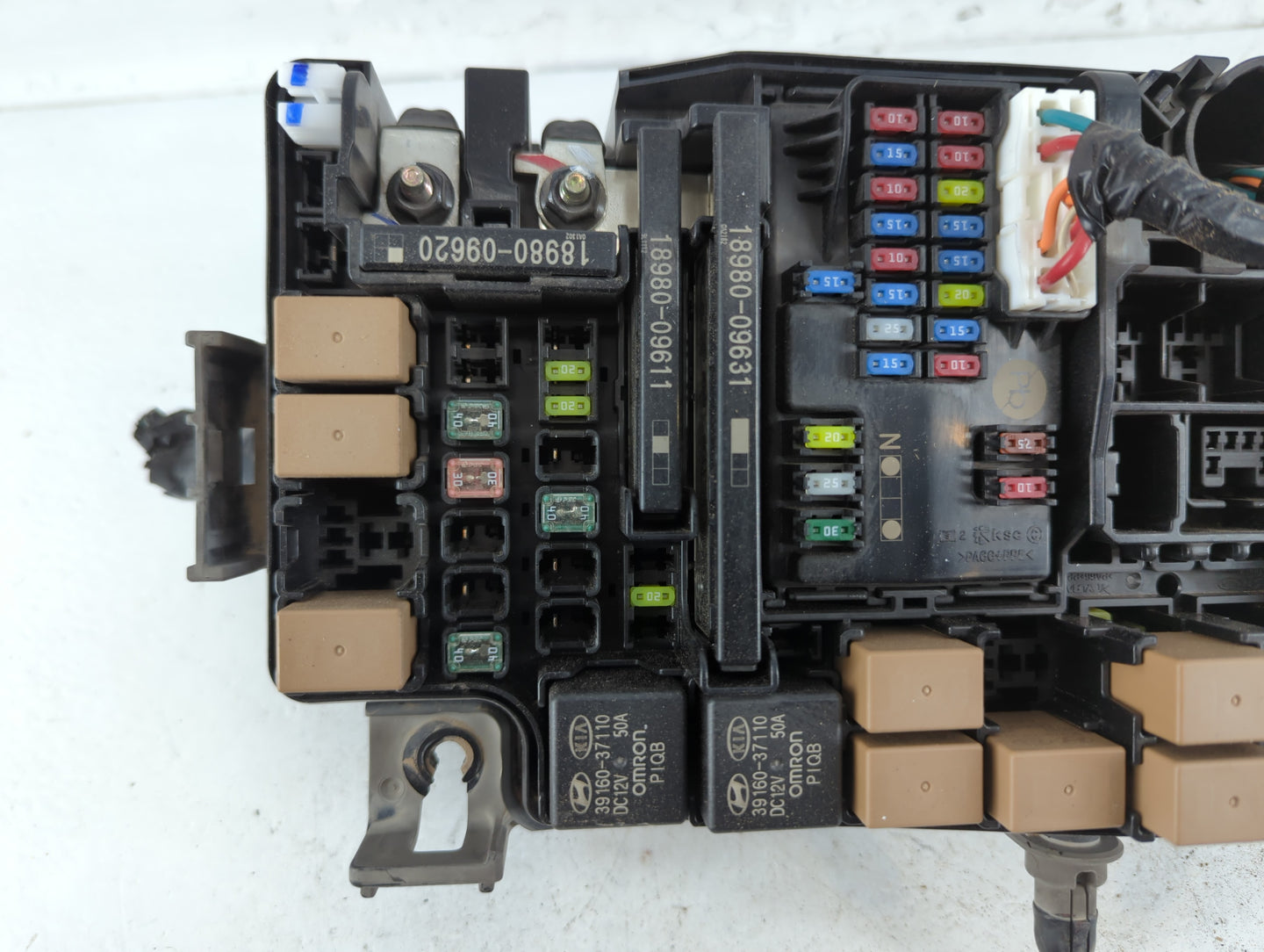 2021 Kia Forte Fusebox Fuse Box Panel Relay Module Fits OEM Used Auto Parts - Oemusedautoparts1.com