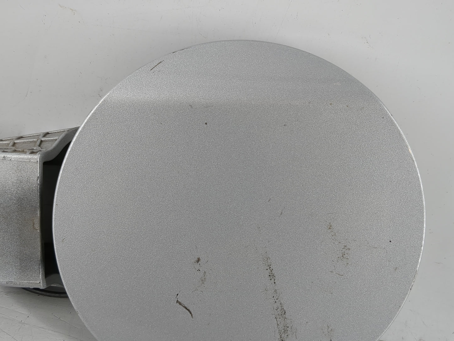 2021 Kia Forte Fuel Tank Door Lid Gas Tank - Oemusedautoparts1.com
