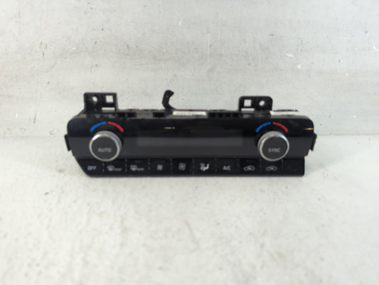 2021 Kia K5 Climate Control Module Temperature AC/Heater Replacement P/N:97250-L3200 Fits OEM Used Auto Parts - Oemusedautop