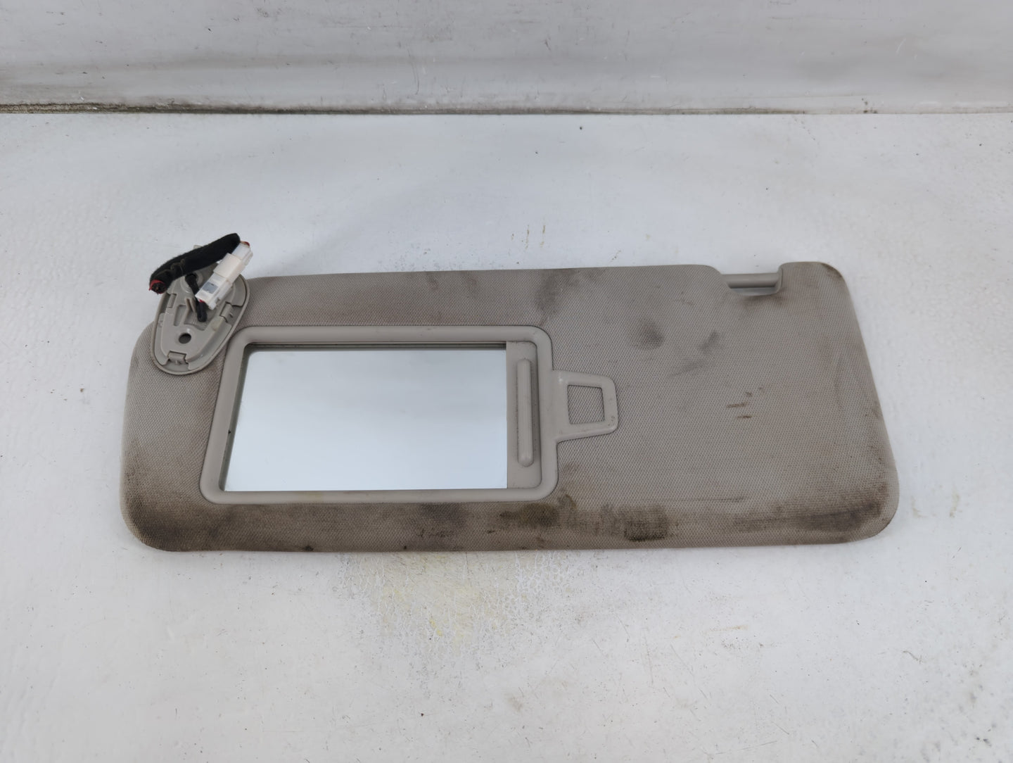 2021 Kia K5 Sun Visor Shade Replacement Driver Left Mirror Fits OEM Used Auto Parts - Oemusedautoparts1.com