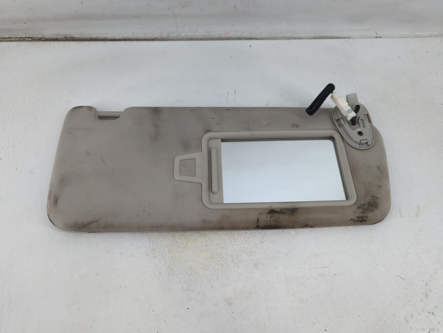 2021 Kia K5 Sun Visor Shade Replacement Passenger Right Mirror Fits OEM Used Auto Parts - Oemusedautoparts1.com