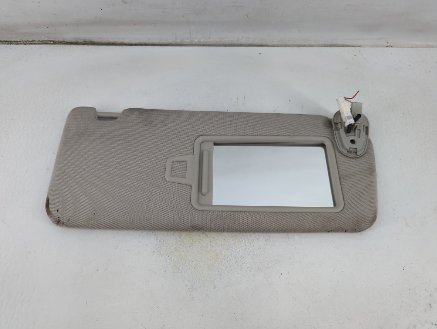 2021 Kia K5 Sun Visor Shade Replacement Passenger Right Mirror Fits OEM Used Auto Parts - Oemusedautoparts1.com