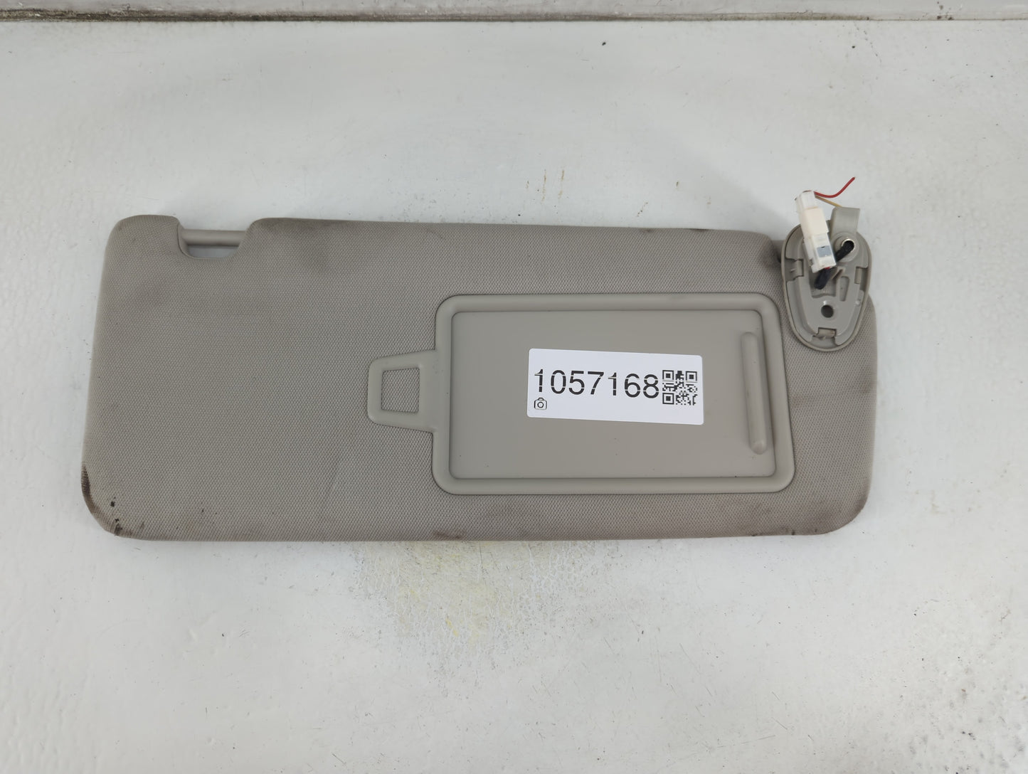 2021 Kia K5 Sun Visor Shade Replacement Passenger Right Mirror Fits OEM Used Auto Parts - Oemusedautoparts1.com