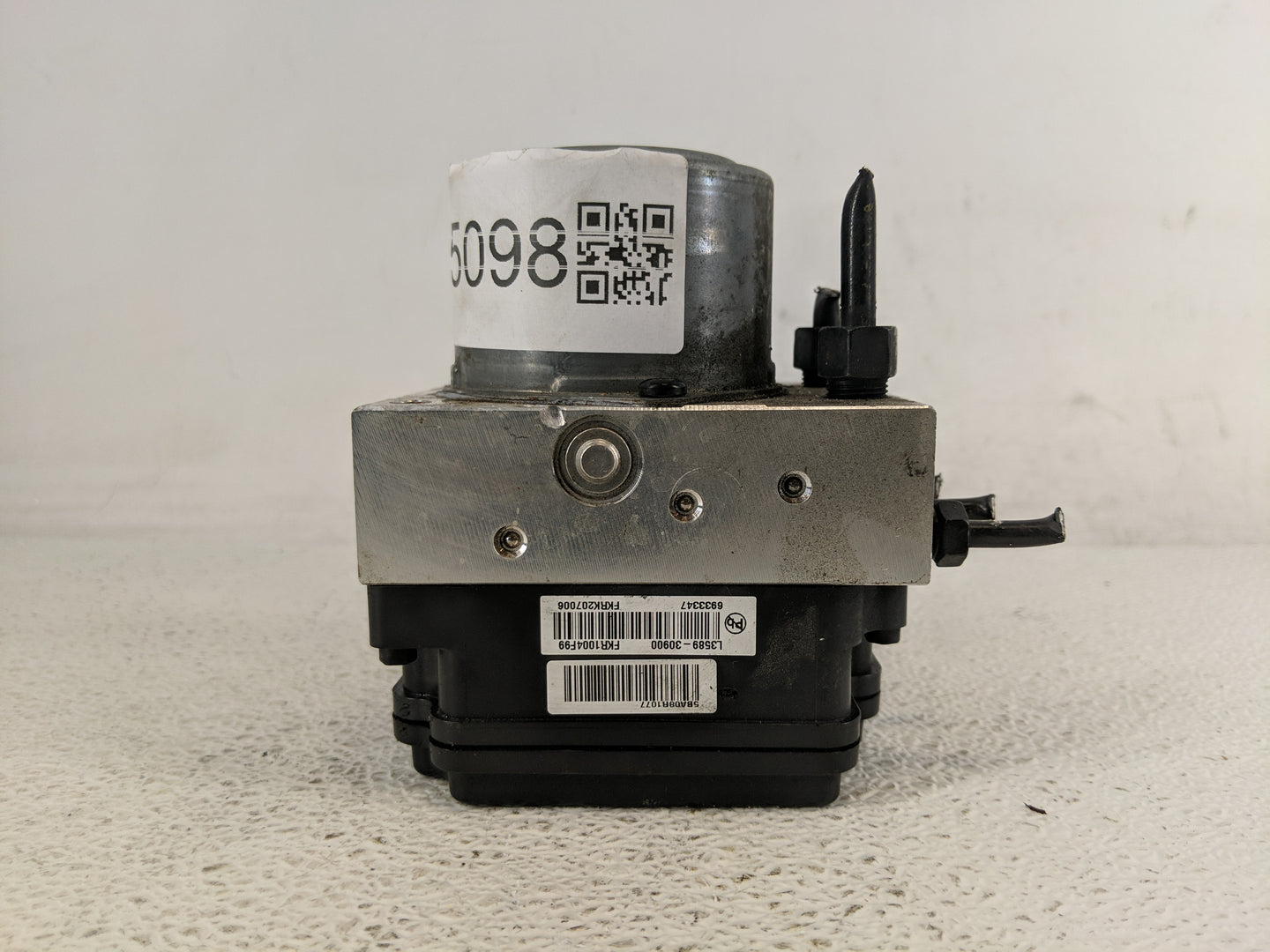 2021 Kia K5 ABS Pump Control Module Replacement P/N:58910-L3100 L3589-20900 Fits OEM Used Auto Parts - Oemusedautoparts1.com