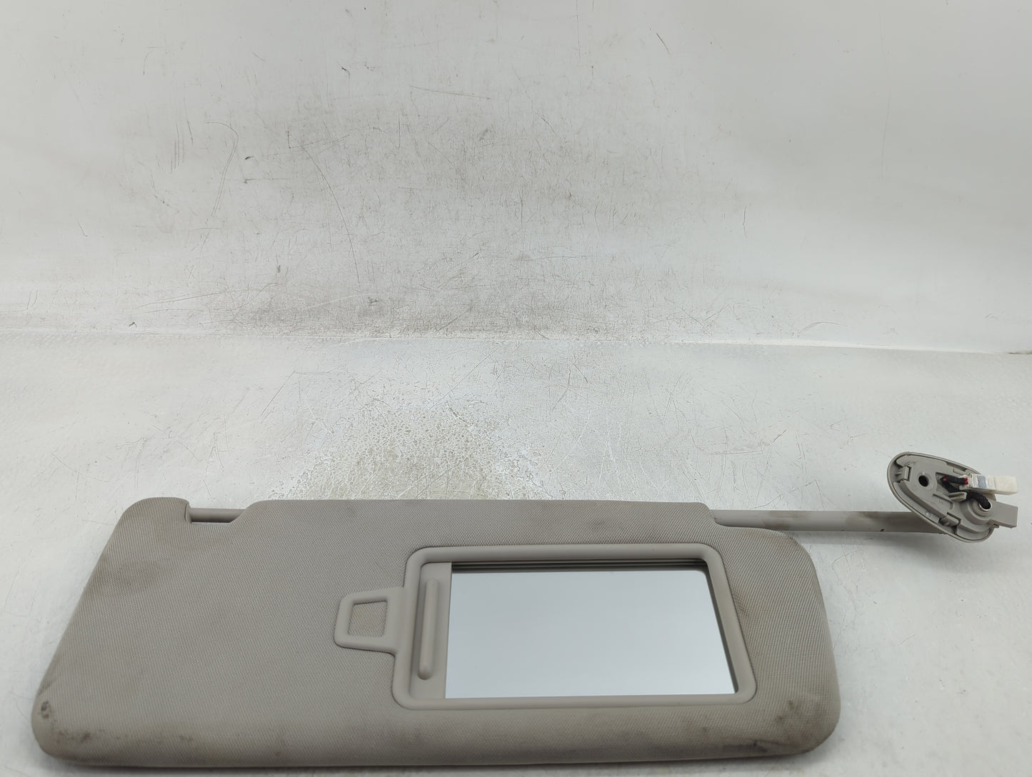 2021 Kia K5 Sun Visor Shade Replacement Passenger Right Mirror Fits OEM Used Auto Parts - Oemusedautoparts1.com