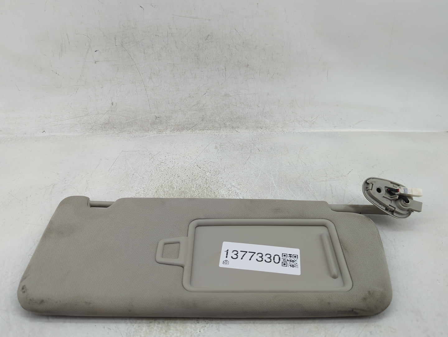 2021 Kia K5 Sun Visor Shade Replacement Passenger Right Mirror Fits OEM Used Auto Parts - Oemusedautoparts1.com