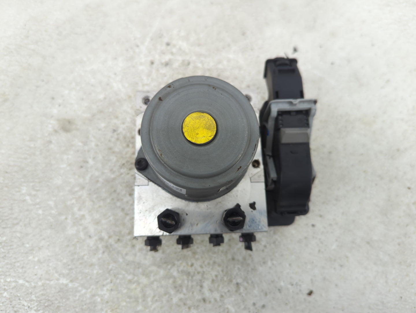 2021 Kia K5 ABS Pump Control Module Replacement P/N:58900-L3100 Fits OEM Used Auto Parts - Oemusedautoparts1.com