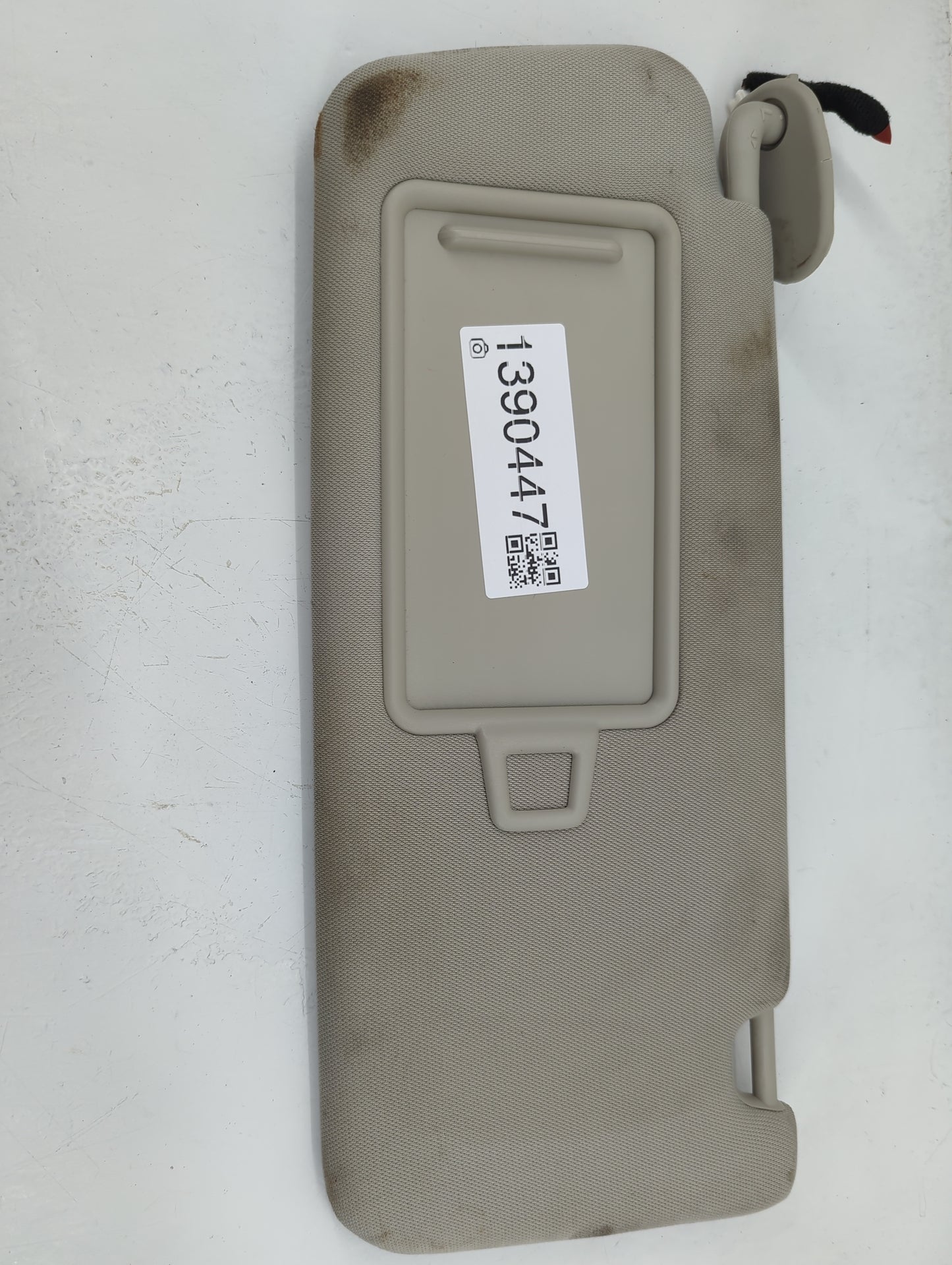 2021 Kia K5 Sun Visor Shade Replacement Driver Left Mirror Fits OEM Used Auto Parts - Oemusedautoparts1.com