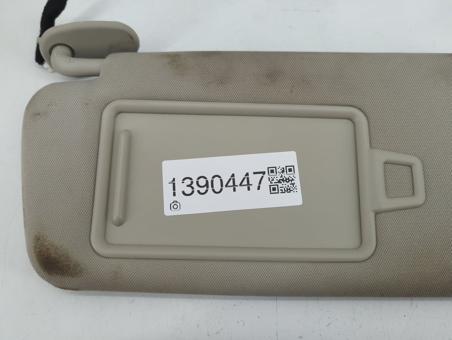 2021 Kia K5 Sun Visor Shade Replacement Driver Left Mirror Fits OEM Used Auto Parts - Oemusedautoparts1.com