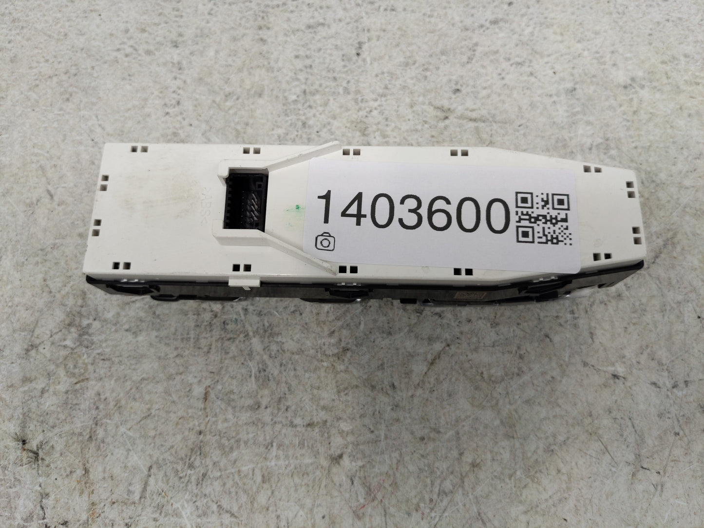 2021 Kia K5 Master Power Window Switch Replacement Driver Side Left P/N:93571L3160 Fits OEM Used Auto Parts - Oemusedautopar