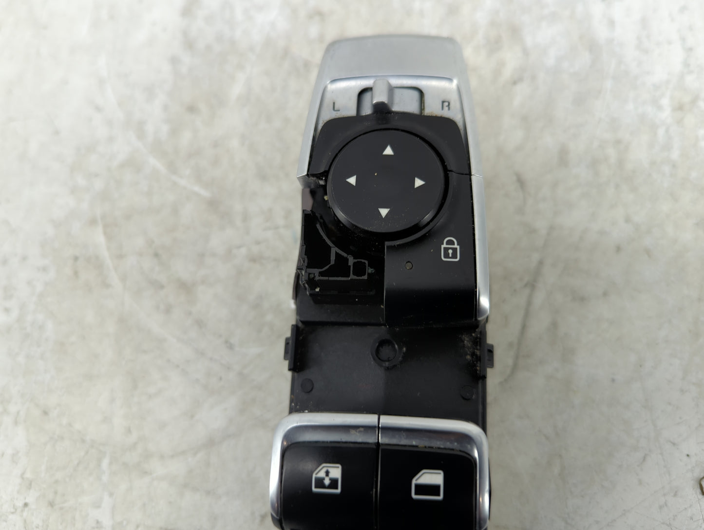 2021 Kia K5 Master Power Window Switch Replacement Driver Side Left P/N:93571L2240 Fits OEM Used Auto Parts - Oemusedautopar