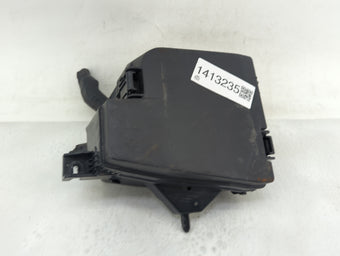 compare product 2021 Kia K5 Fusebox Fuse Box Panel Relay Module Fits OEM Used Auto Parts