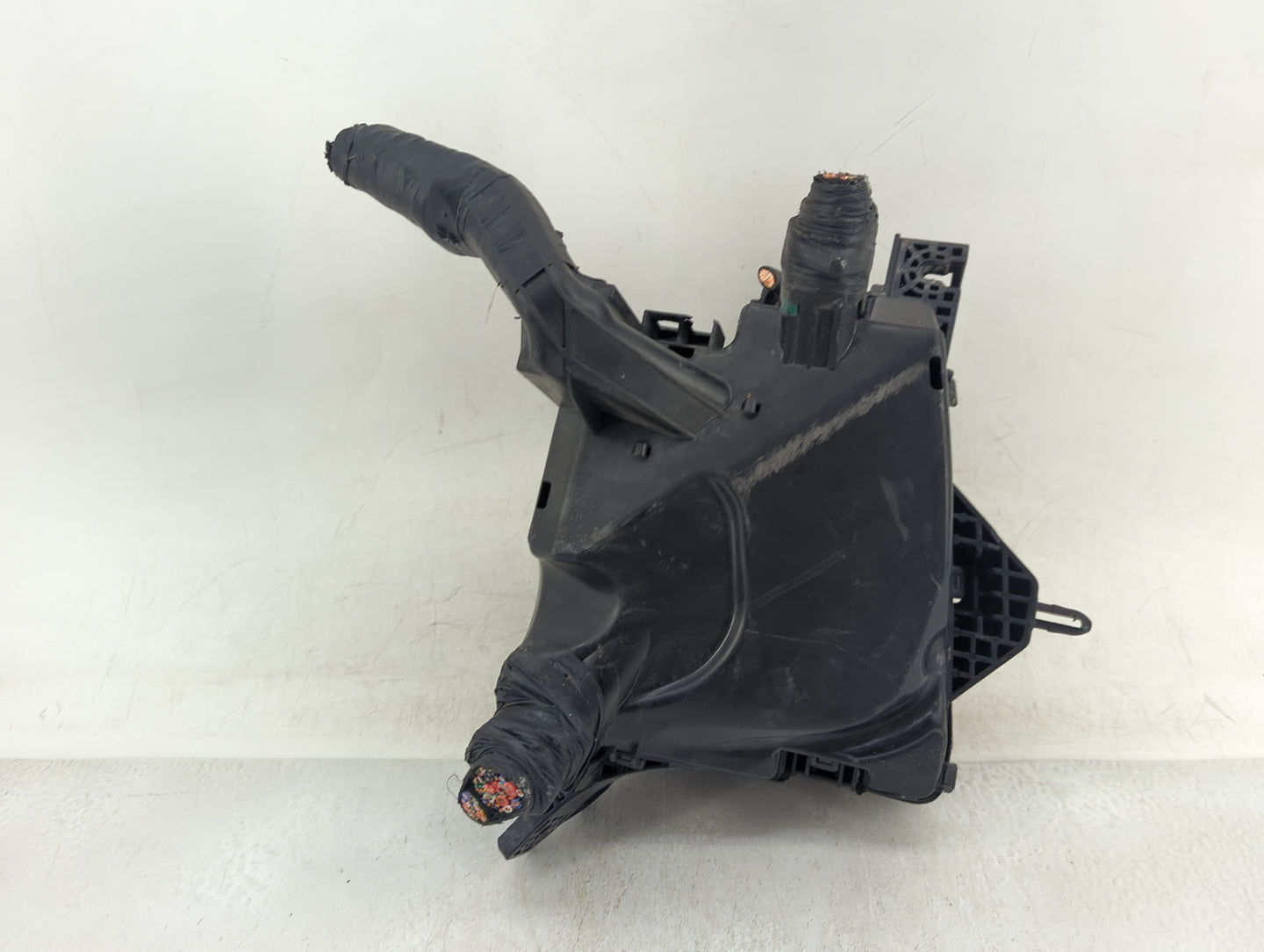 2021 Kia K5 Fusebox Fuse Box Panel Relay Module Fits OEM Used Auto Parts - Oemusedautoparts1.com