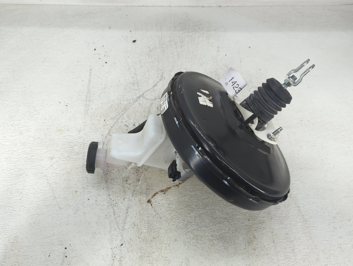 2021-2021 Kia K5 Power Brake Booster Oem - Oemusedautoparts1.com