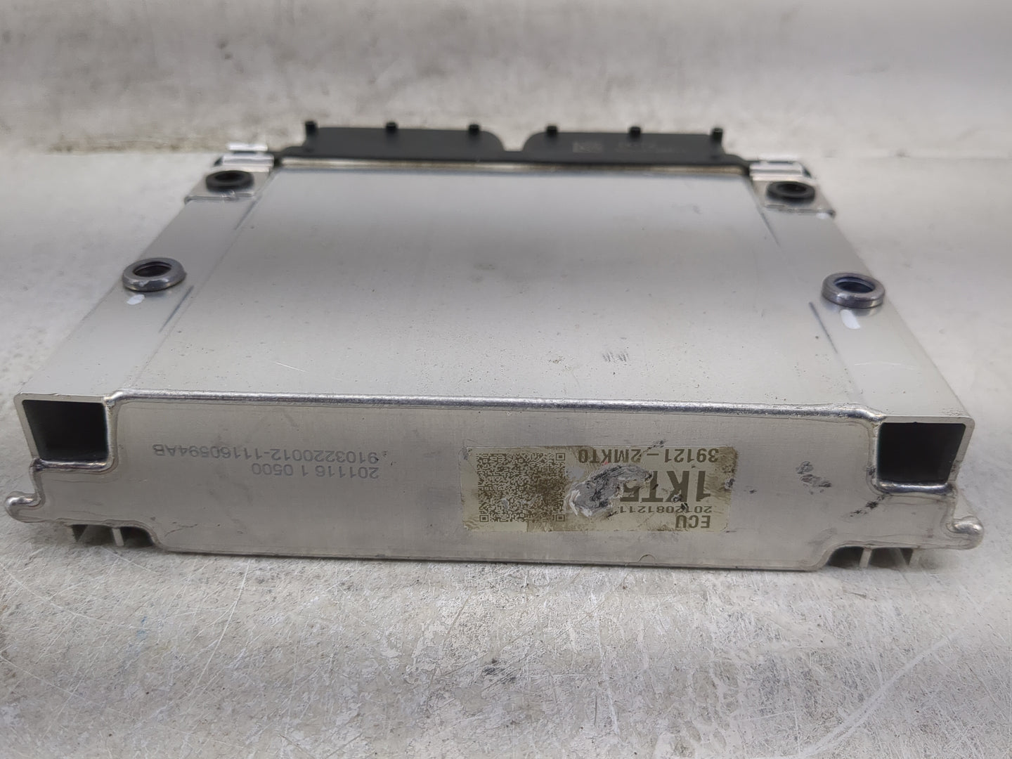 2021 Kia K5 PCM Engine Control Computer ECU ECM PCU OEM P/N:39199-2M020 9001300072KB, 39121-2MKT0 Fits OEM Used Auto Parts -