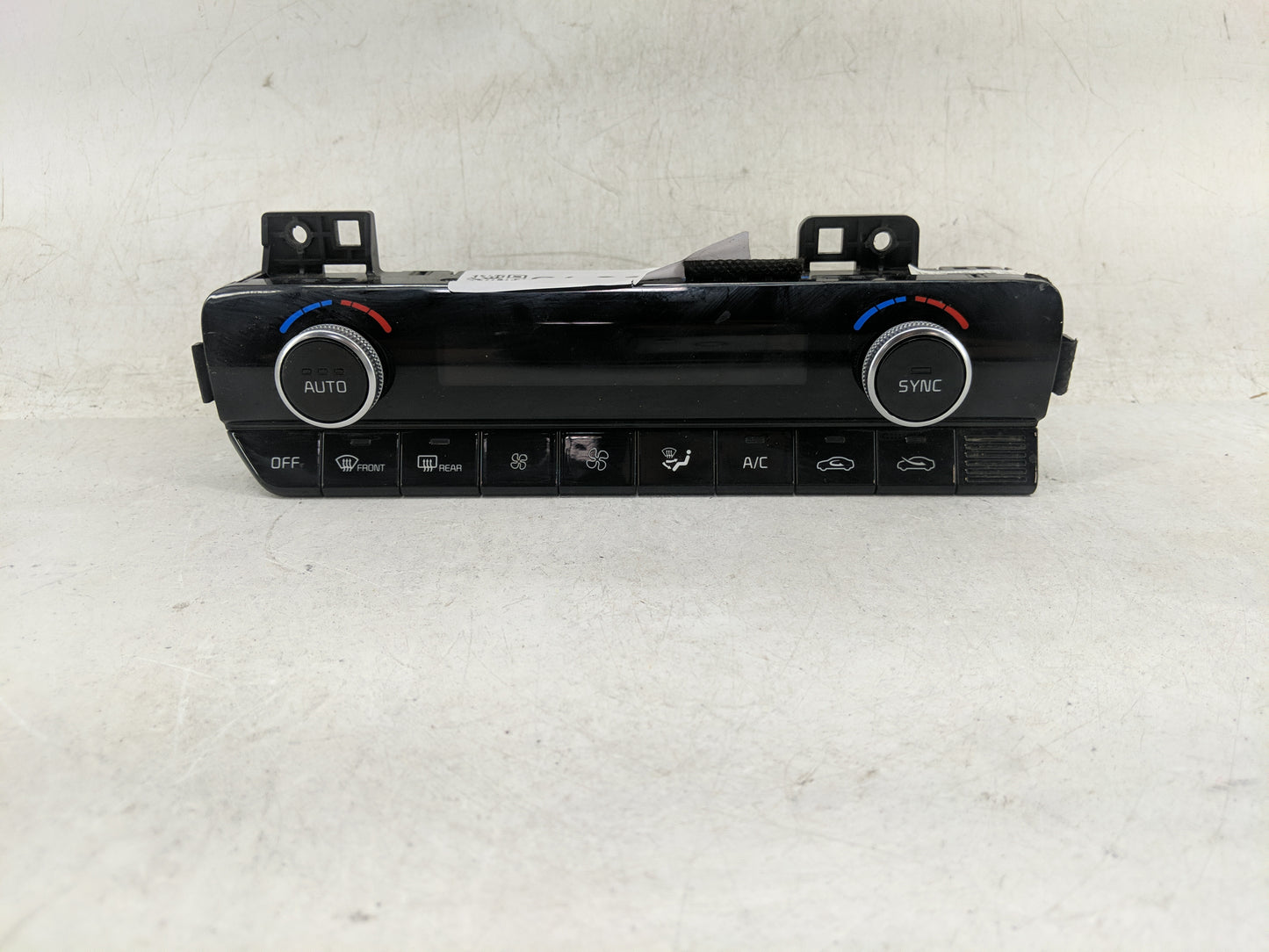 2021 Kia K5 Climate Control Module Temperature AC/Heater Replacement P/N:97250-L3200 Fits OEM Used Auto Parts - Oemusedautop