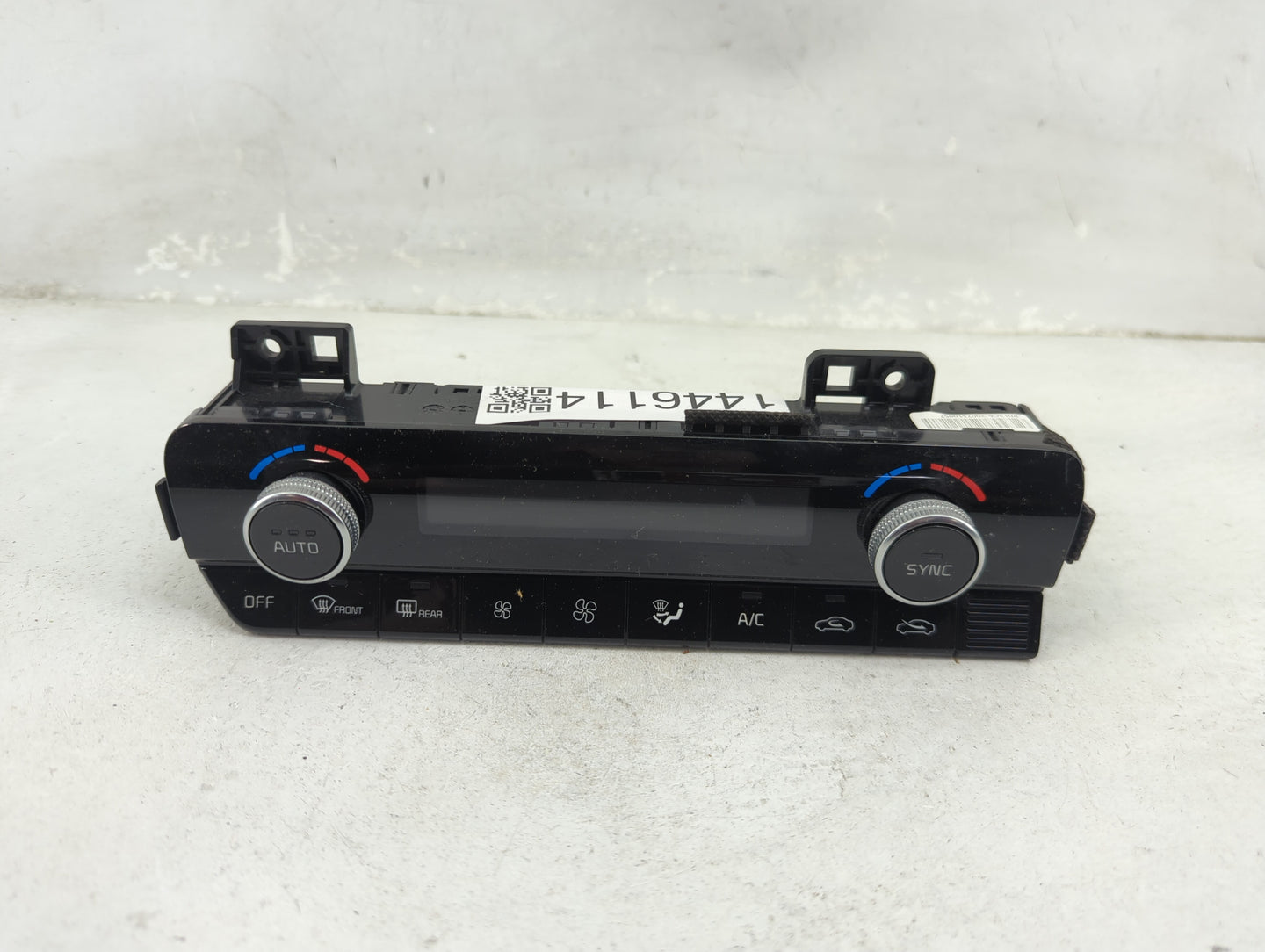 2021 Kia K5 Climate Control Module Temperature AC/Heater Replacement P/N:97250-L3200 Fits OEM Used Auto Parts - Oemusedautop