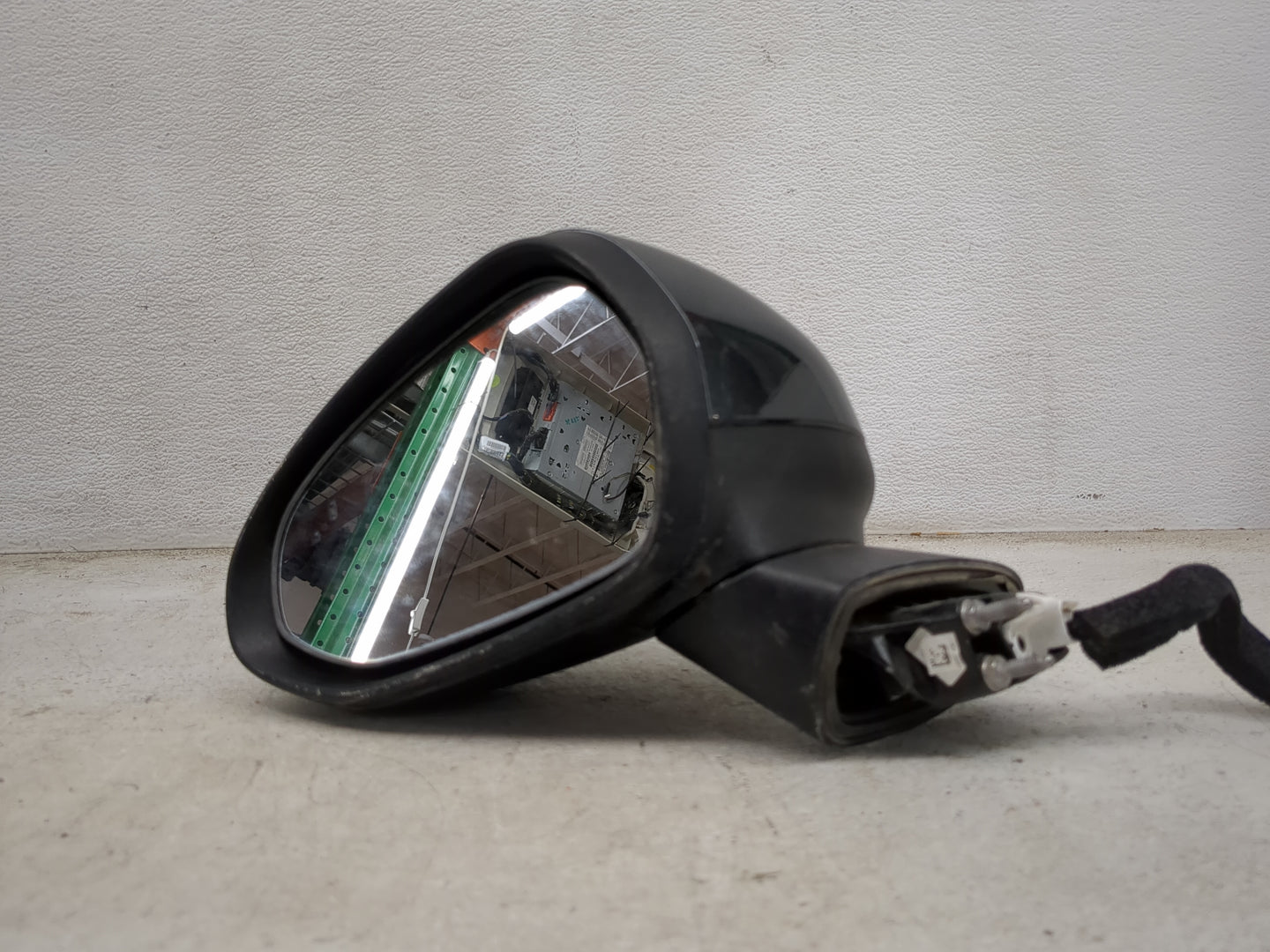 2021 Kia K5 Driver Side View Mirror - Left Door Mirror OEM Used - Oemusedautoparts1.com