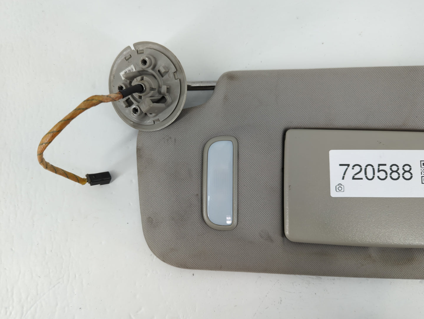 2021 Kia K5 Sun Visor Shade Replacement Passenger Right Mirror Fits OEM Used Auto Parts - Oemusedautoparts1.com