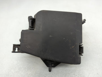 2021 Kia K5 Fusebox Fuse Box Panel Relay Module P/N:919B5-L0110 Fits OEM Used Auto Parts - Oemusedautoparts1.com