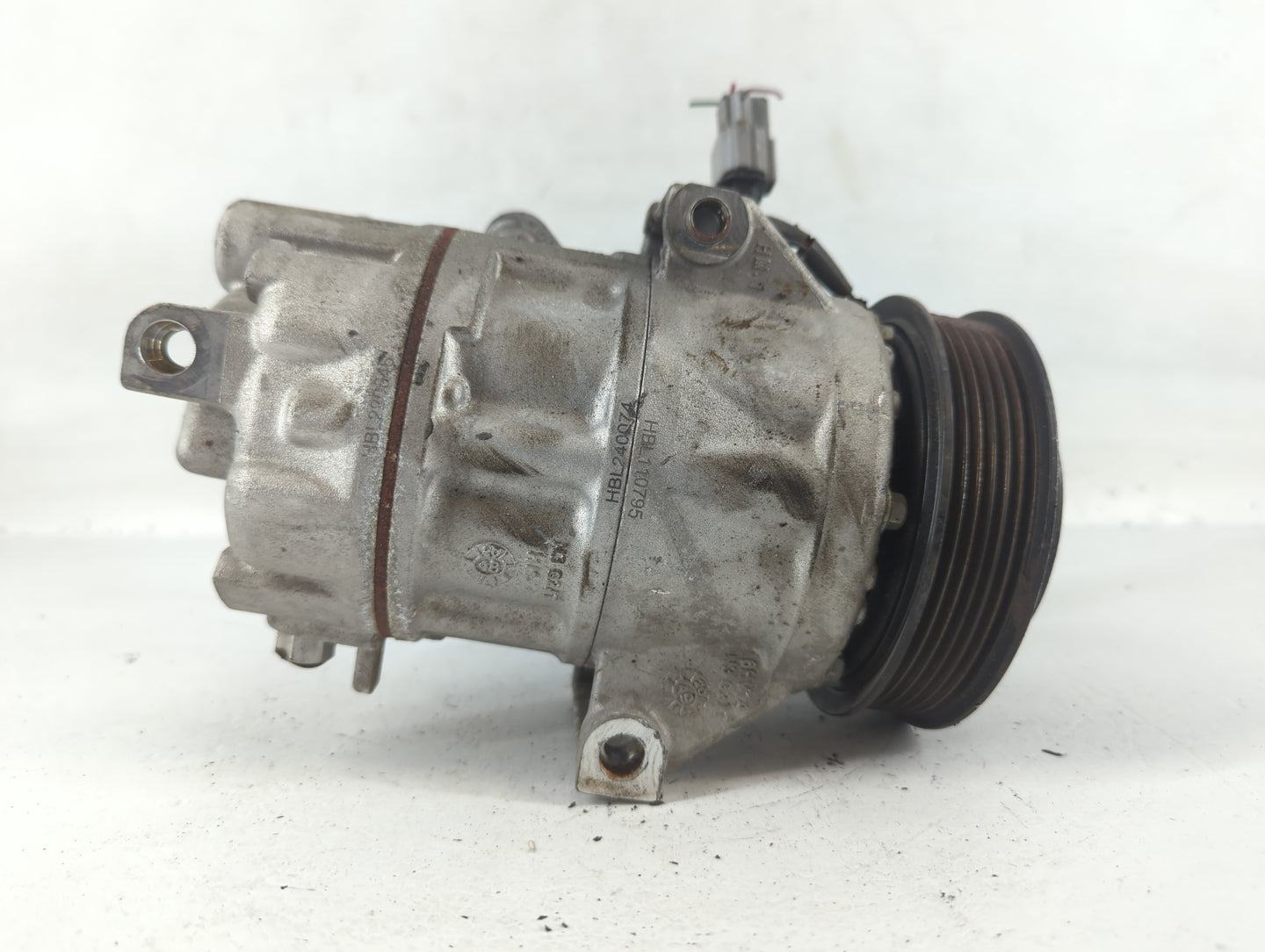 2021-2021 Kia K5 Air Conditioning A/c Ac Compressor Oem - Oemusedautoparts1.com