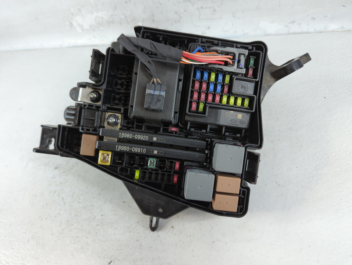 2021 Kia K5 Fusebox Fuse Box Panel Relay Module P/N:91955-L3450 Fits OEM Used Auto Parts - Oemusedautoparts1.com